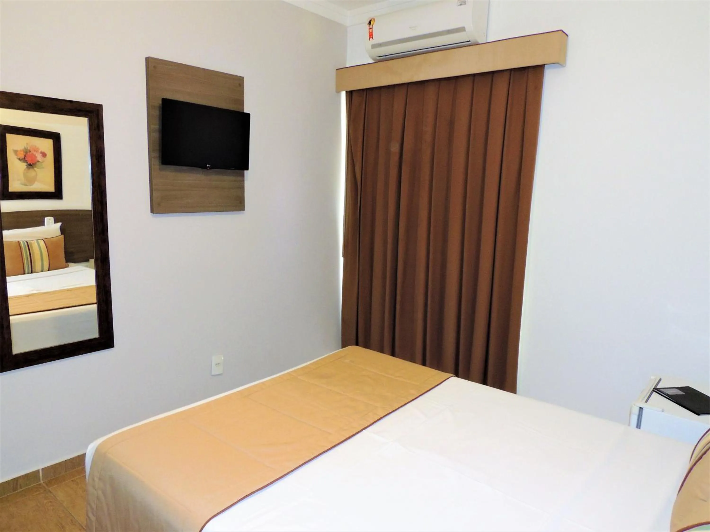 Bed in Hotel Água Viva - Cachoeira Paulista - SP - Próximo a Canção Nova