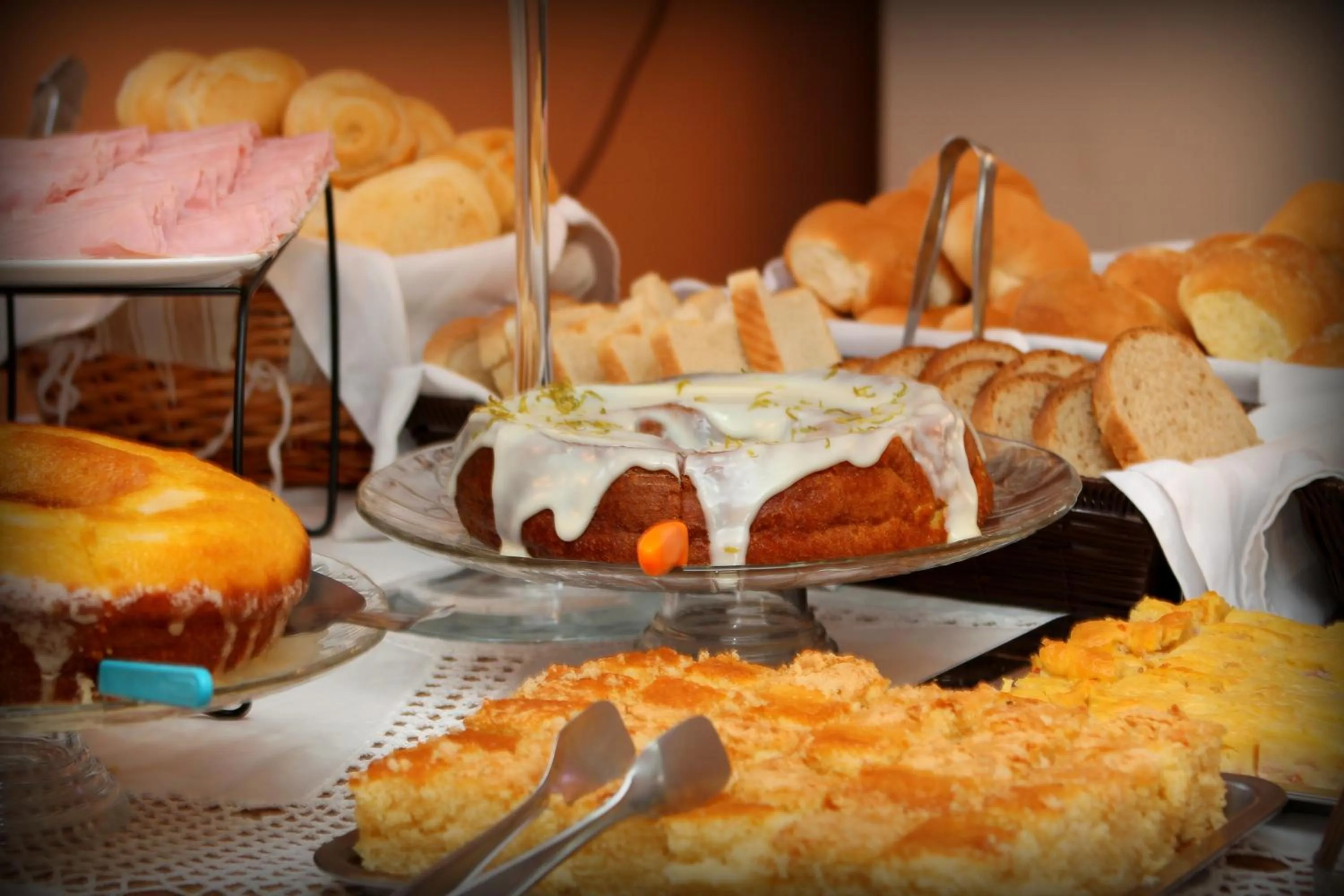 Breakfast in Hotel Água Viva - Cachoeira Paulista - SP - Próximo a Canção Nova