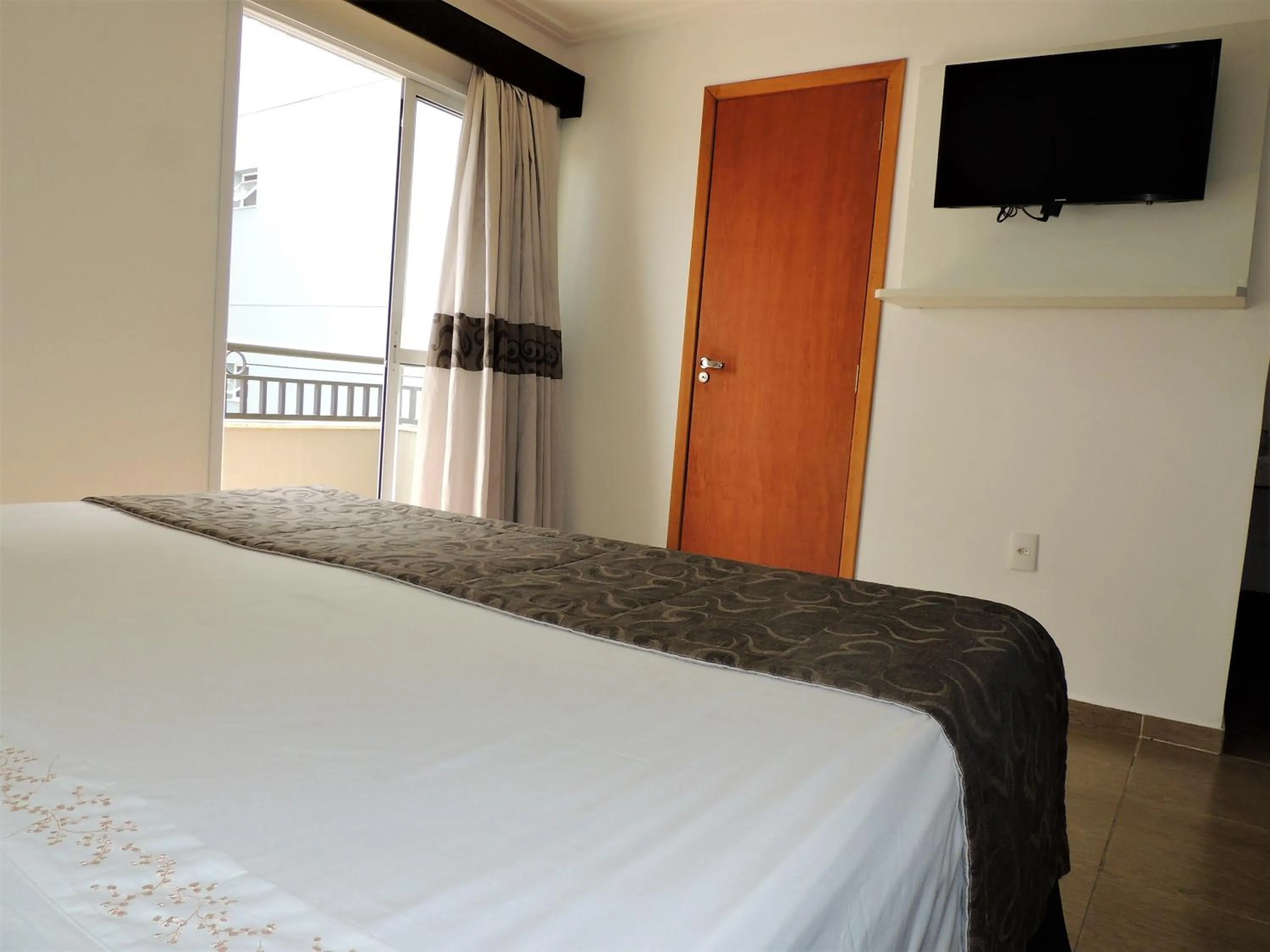 Bed in Hotel Água Viva - Cachoeira Paulista - SP - Próximo a Canção Nova