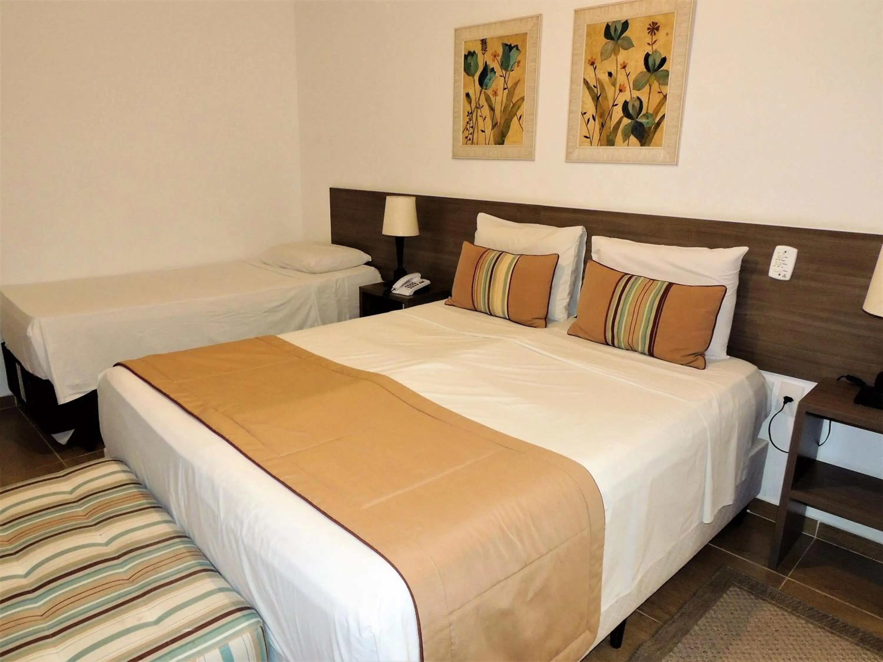 Bed in Hotel Água Viva - Cachoeira Paulista - SP - Próximo a Canção Nova