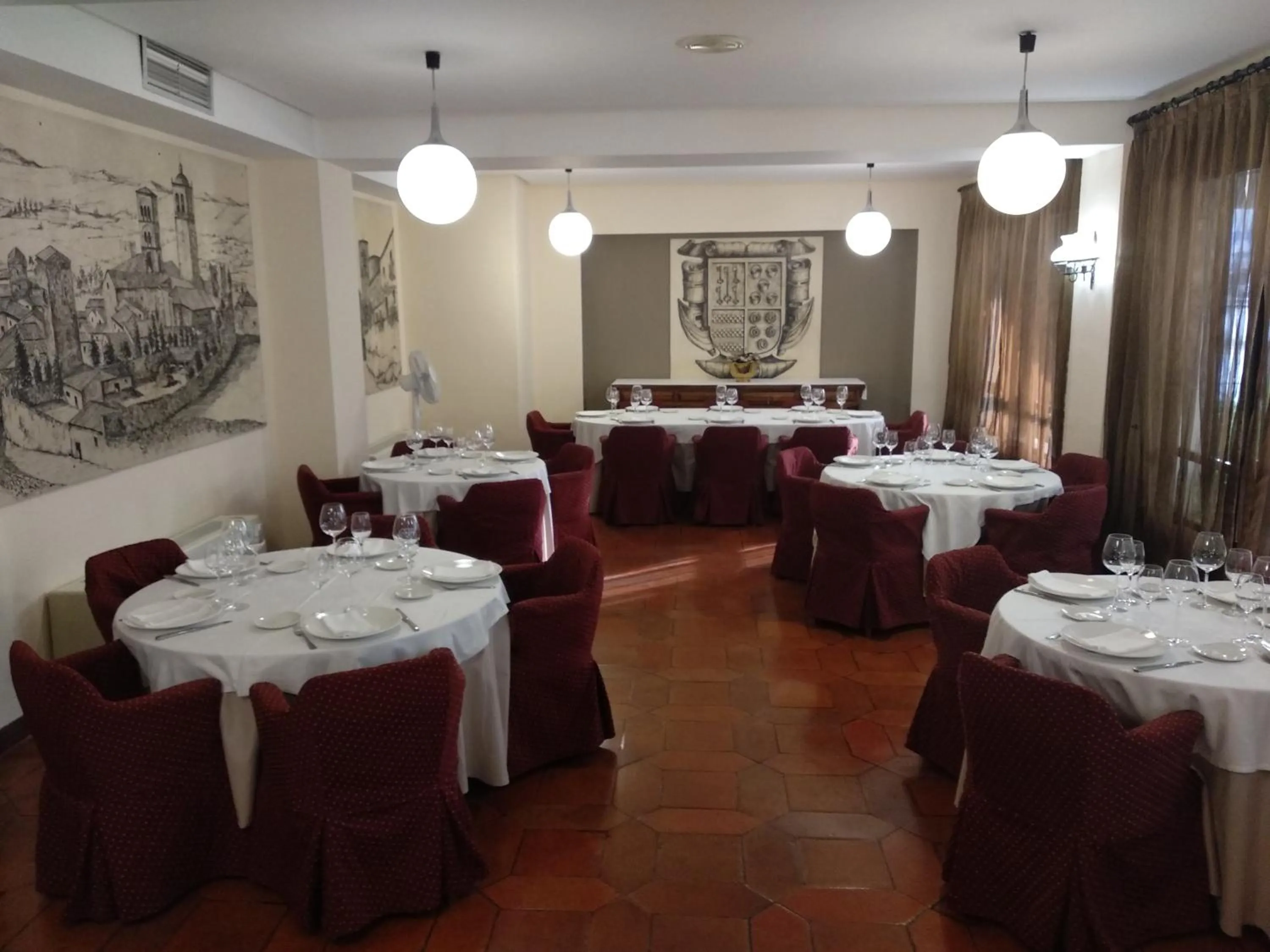 Restaurant/places to eat in Hotel Las Cigüeñas