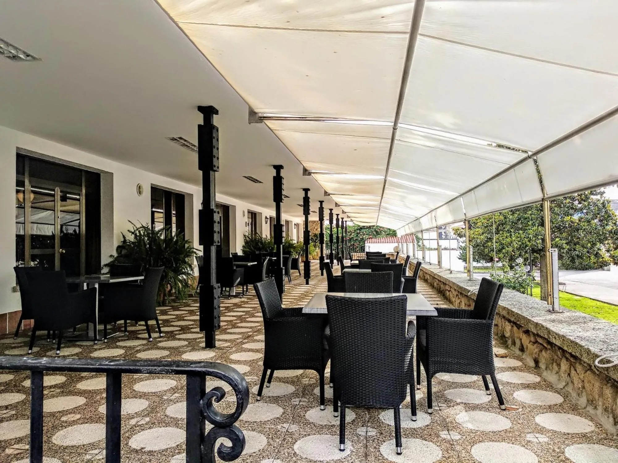 Lounge or bar in Hotel Las Cigüeñas