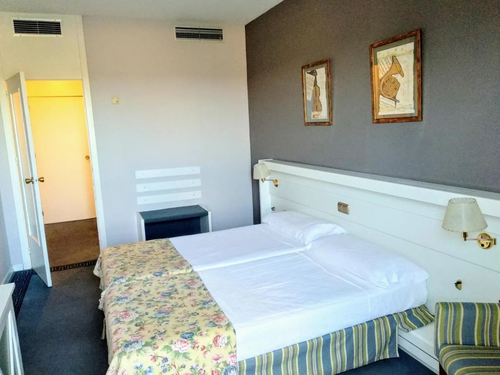 Photo of the whole room, Bed in Hotel Las Cigüeñas