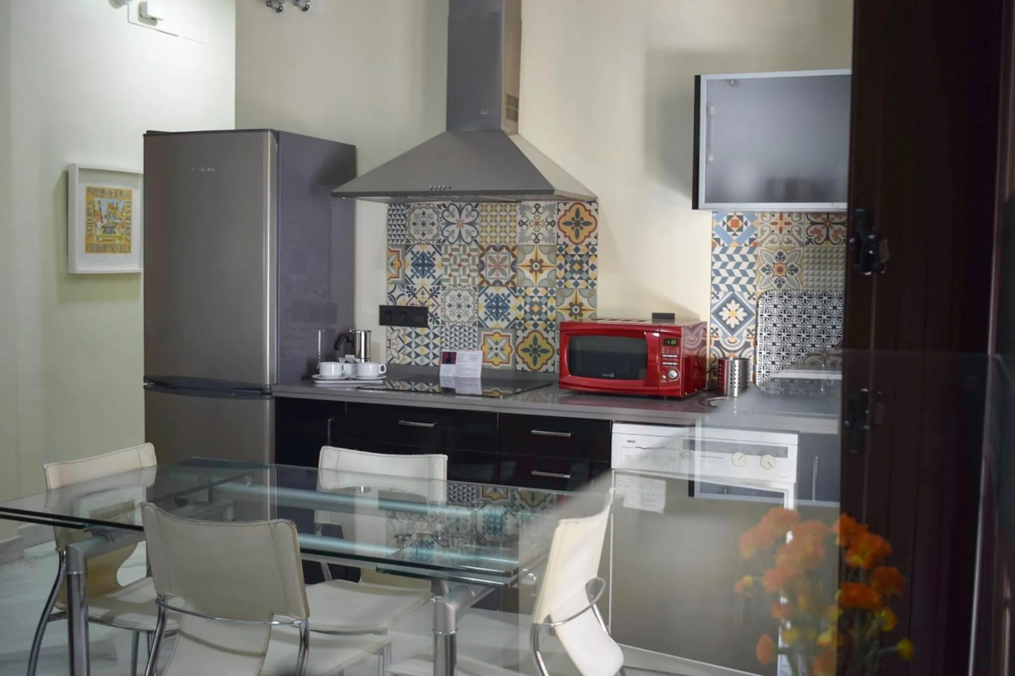 Kitchen or kitchenette in Living-Sevilla Apartments San Lorenzo