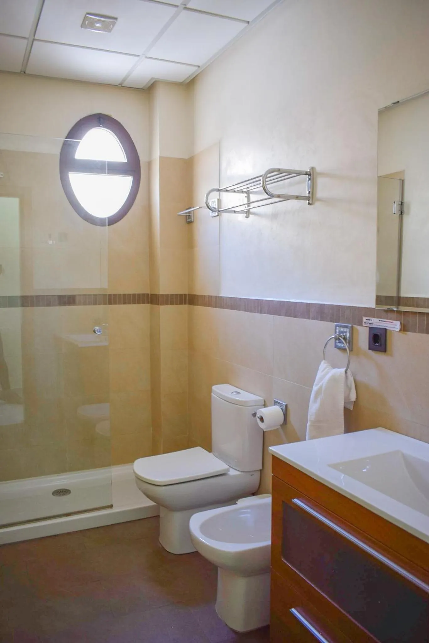 Bathroom in Living-Sevilla Apartments San Lorenzo