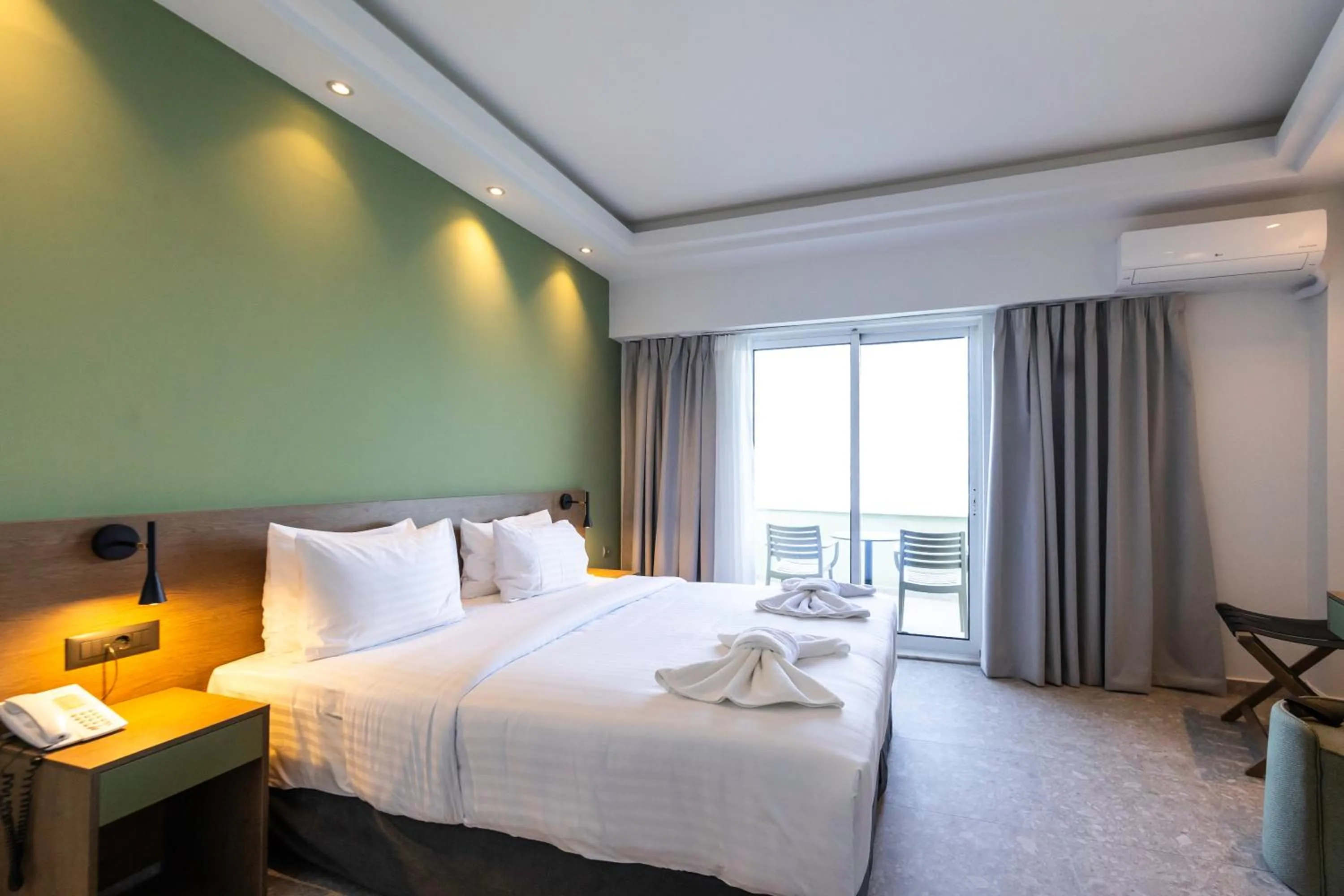 Bed in Messinian Bay