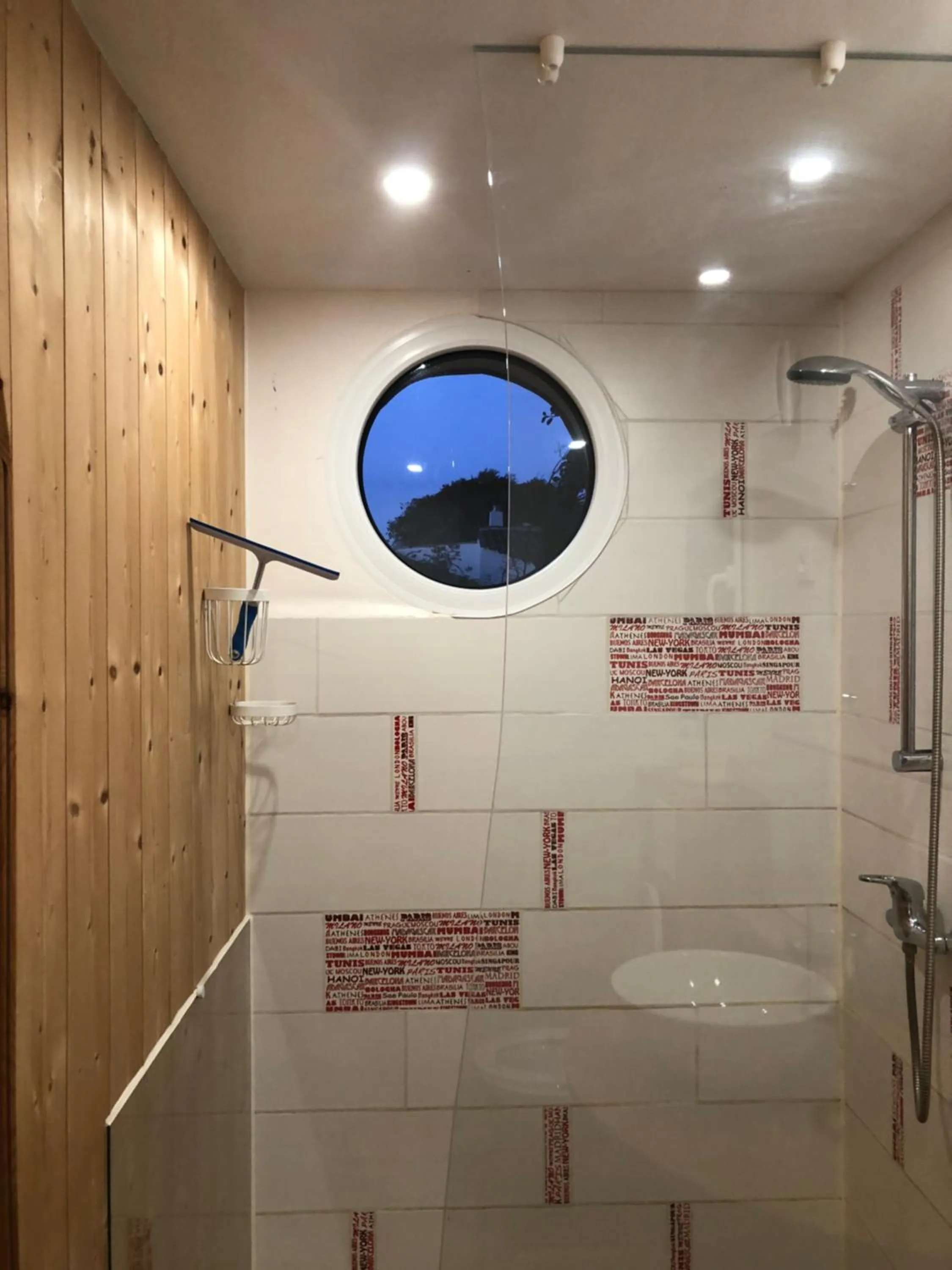 Bathroom in Les Chênes Bleus