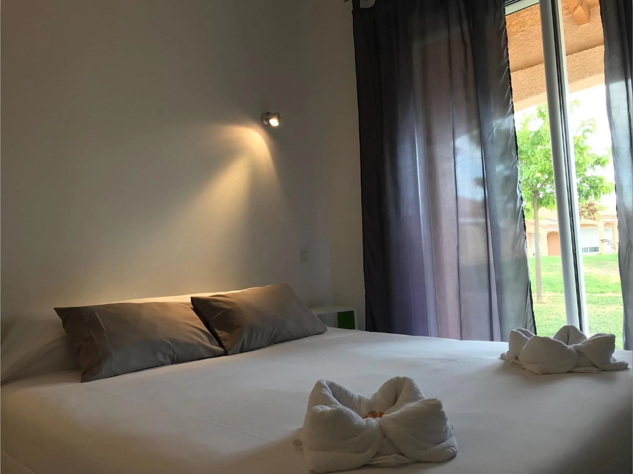 Bed in Park & Suites Village Gorges de l'Hérault-Cévennes