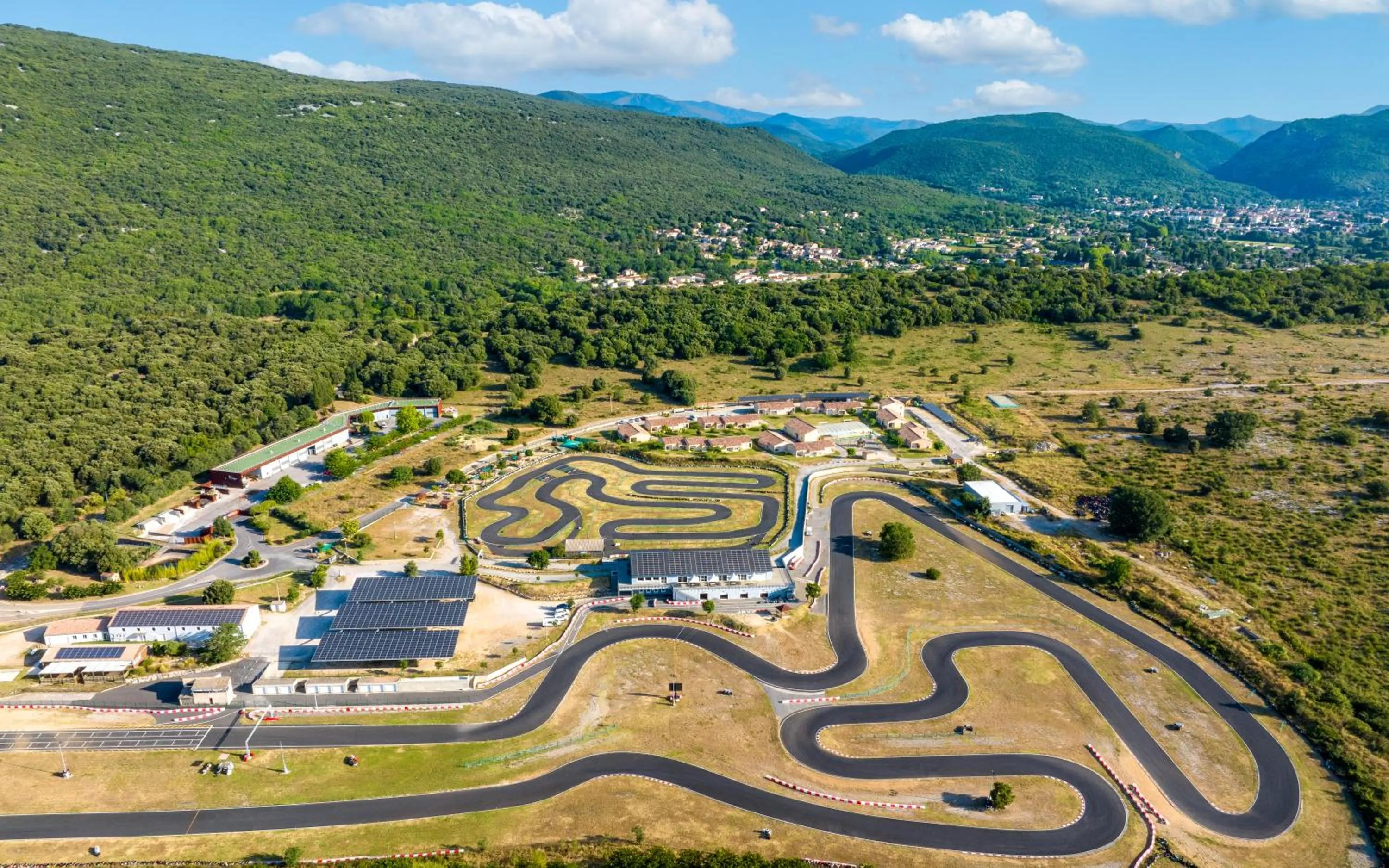 Area and facilities in Park & Suites Village Gorges de l'Hérault-Cévennes
