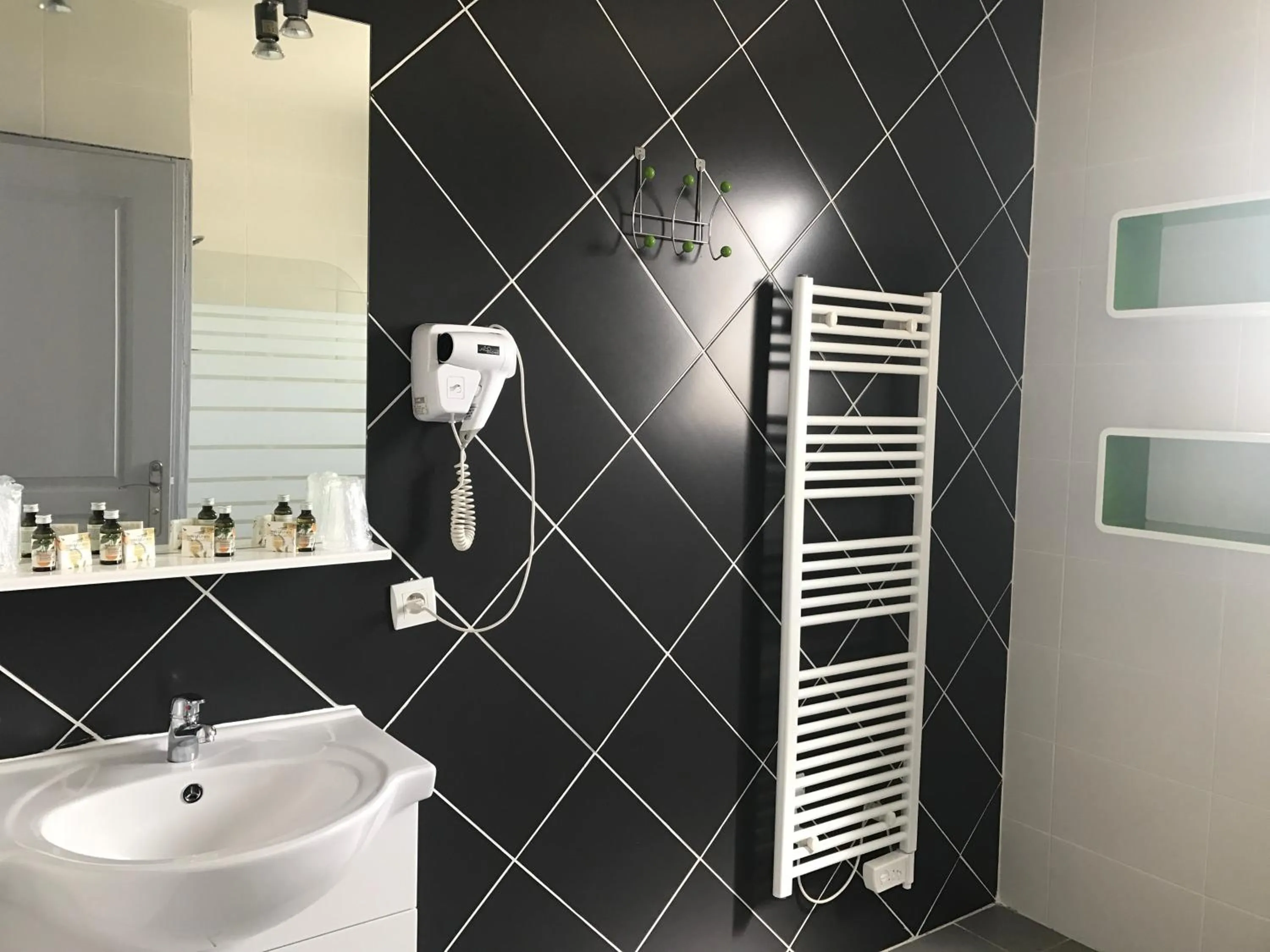 Bathroom in Park & Suites Village Gorges de l'Hérault-Cévennes