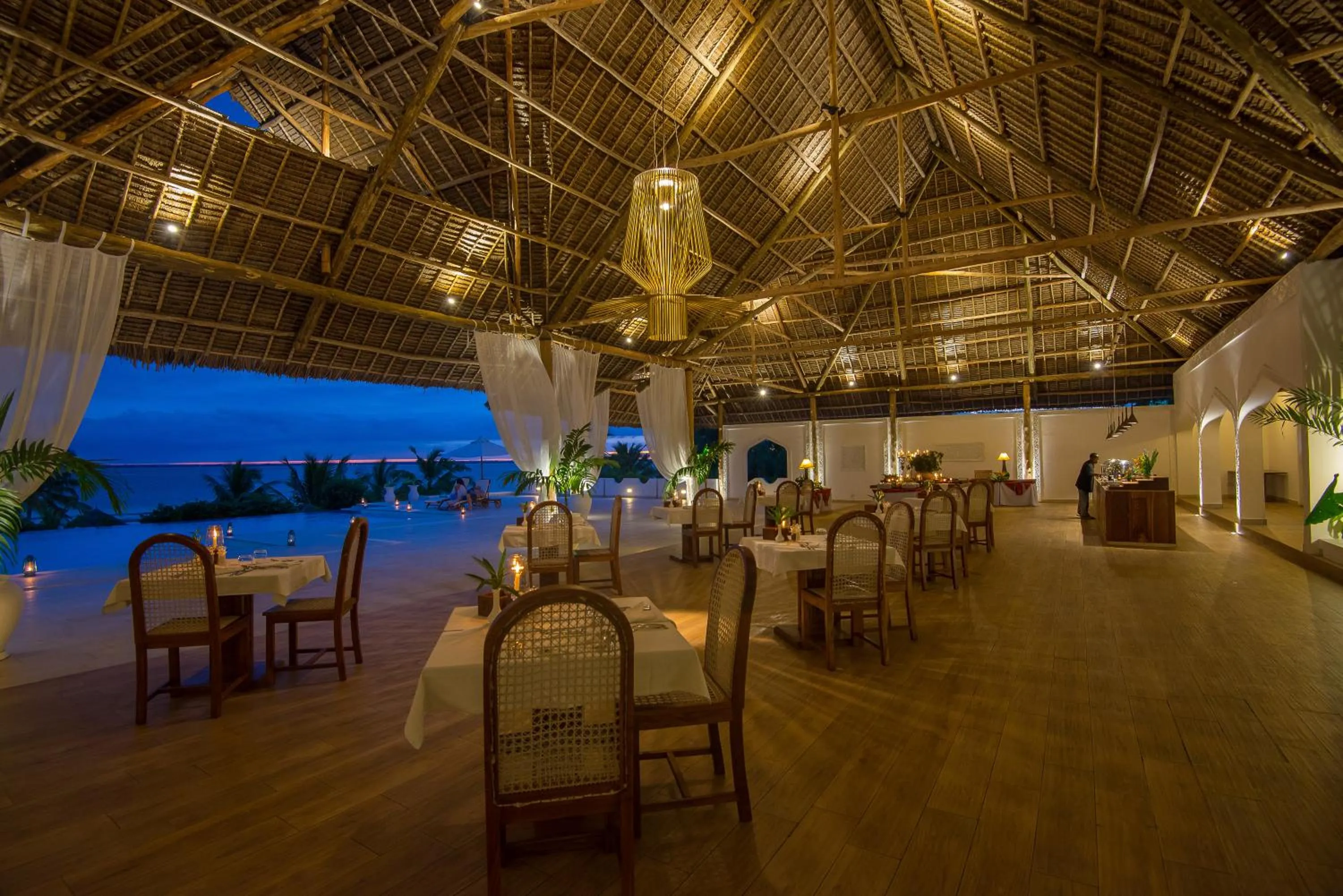 Restaurant/places to eat in Konokono Beach Resort and Isaraya Luxury Overwater Villas