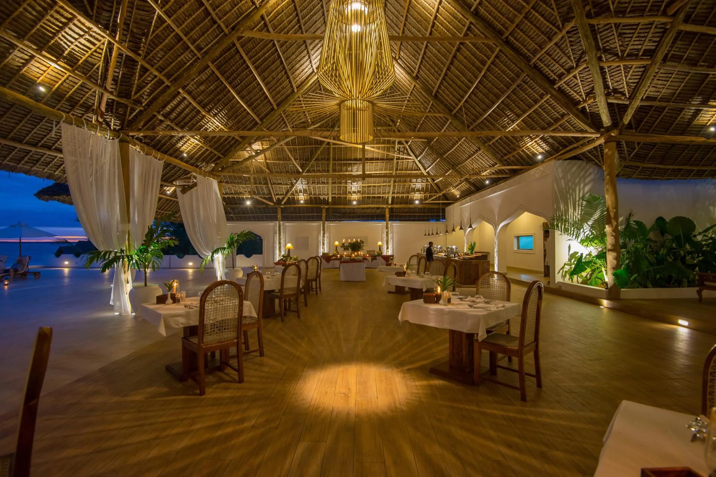 Restaurant/places to eat in Konokono Beach Resort and Isaraya Luxury Overwater Villas
