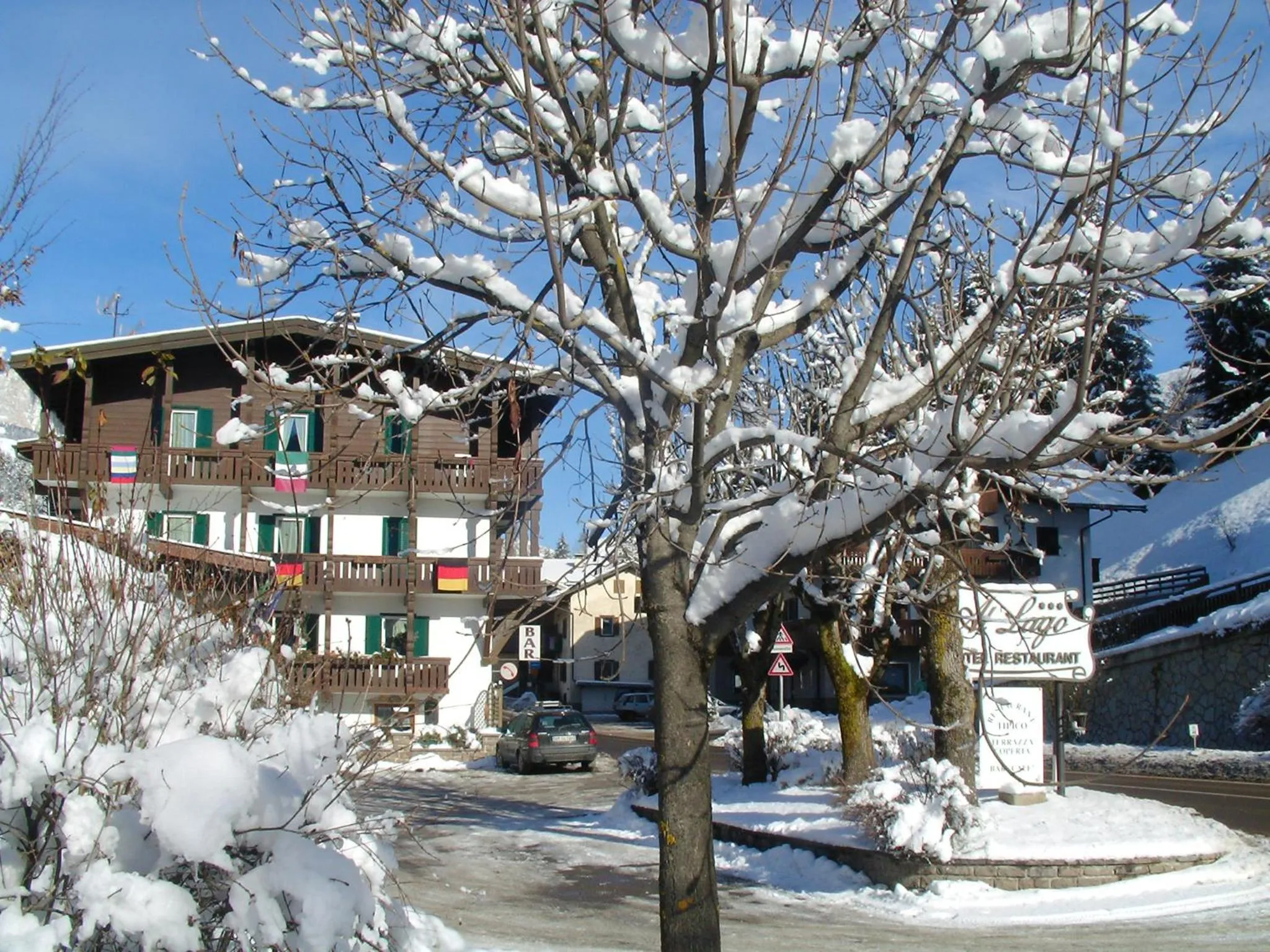 Property building in Hotel Al Lago