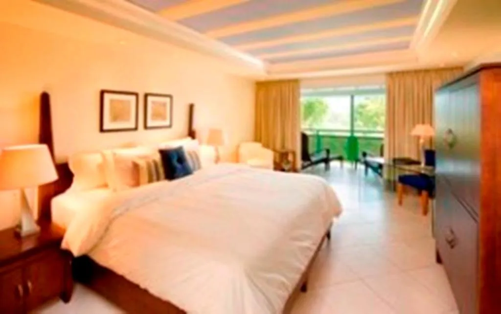 Photo of the whole room, Bed in Mango Bay All Inclusive