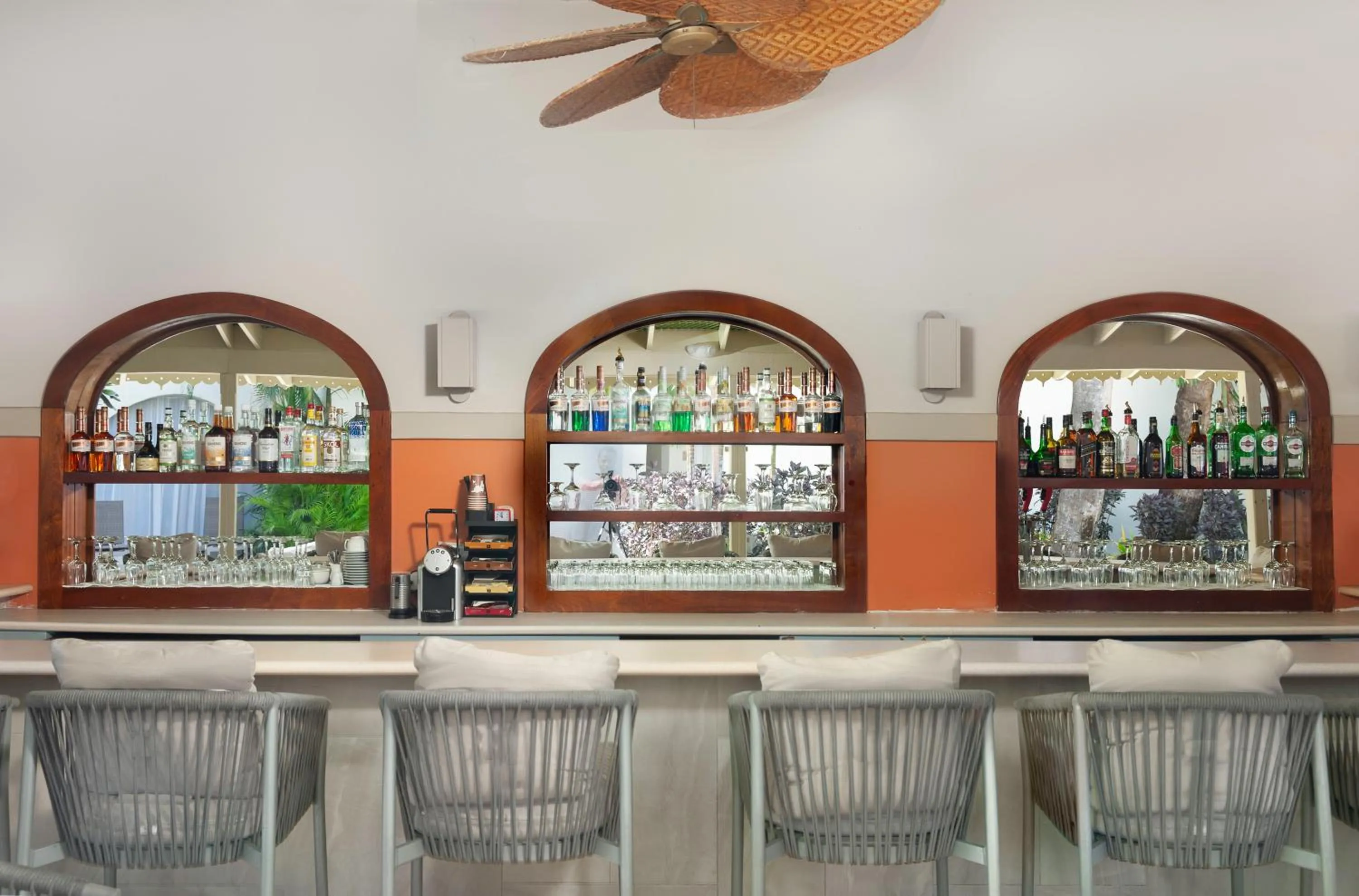 Lounge or bar in Mango Bay All Inclusive