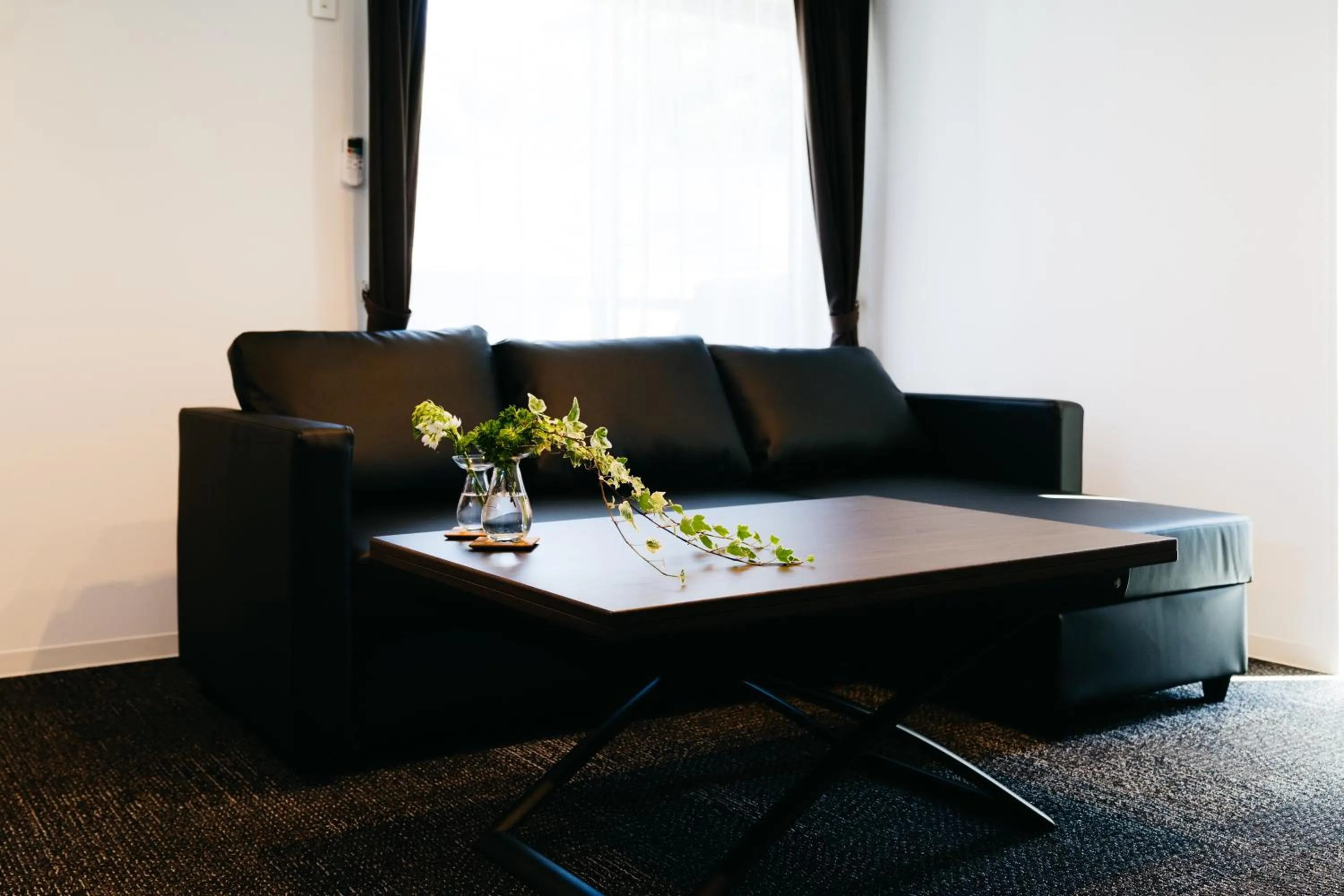 TV and multimedia in FUKUOKA MOJIKO STAY x 完全非対面セルフチェックイン 門司港駅徒歩5分