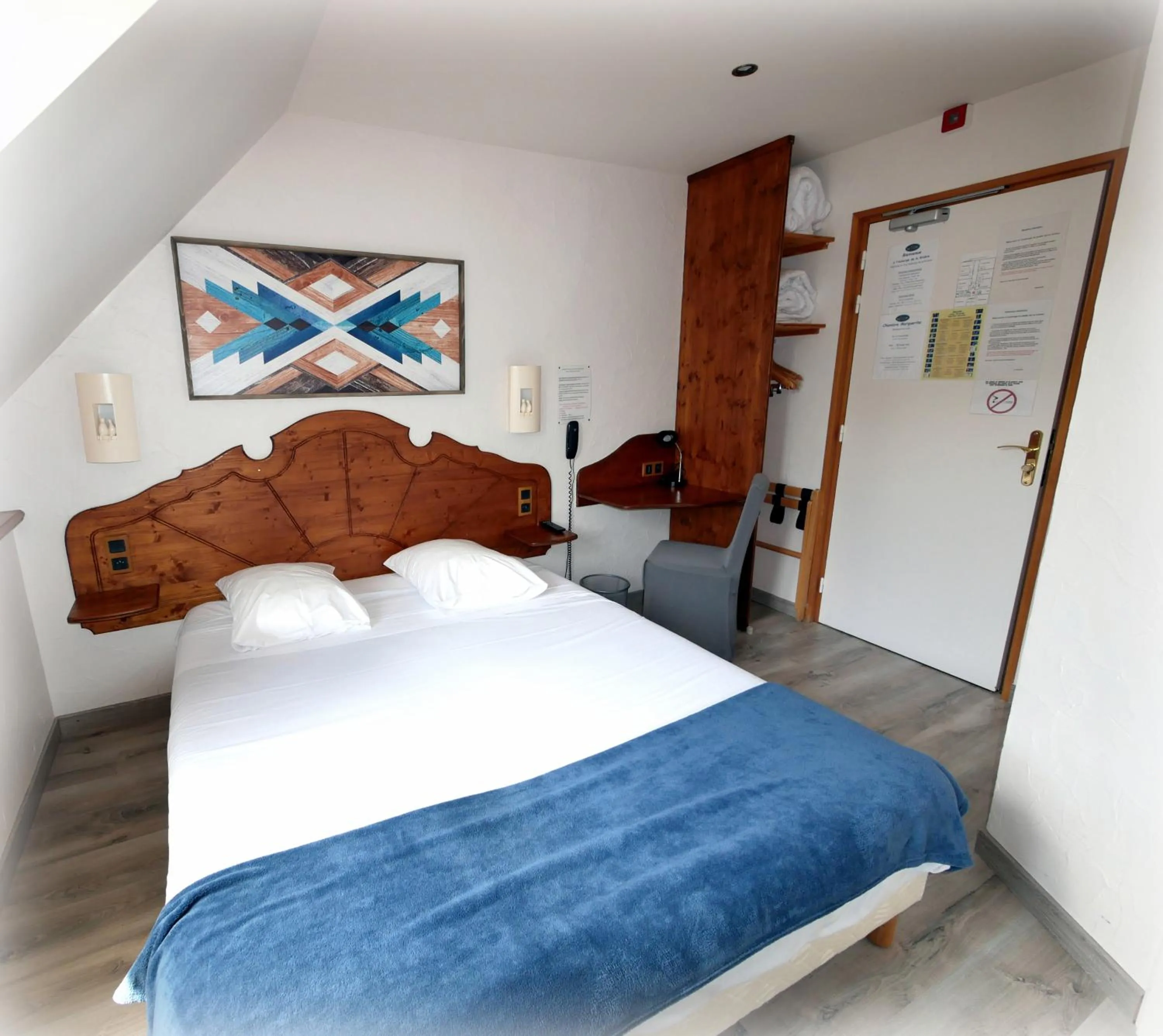 Bed in Auberge de la Rivière