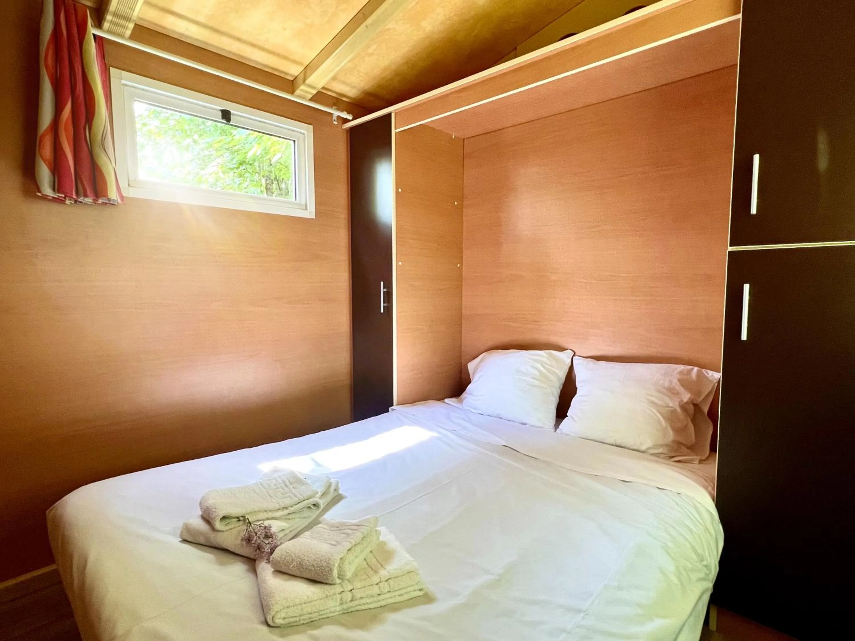 Bed in Auberge de la Rivière