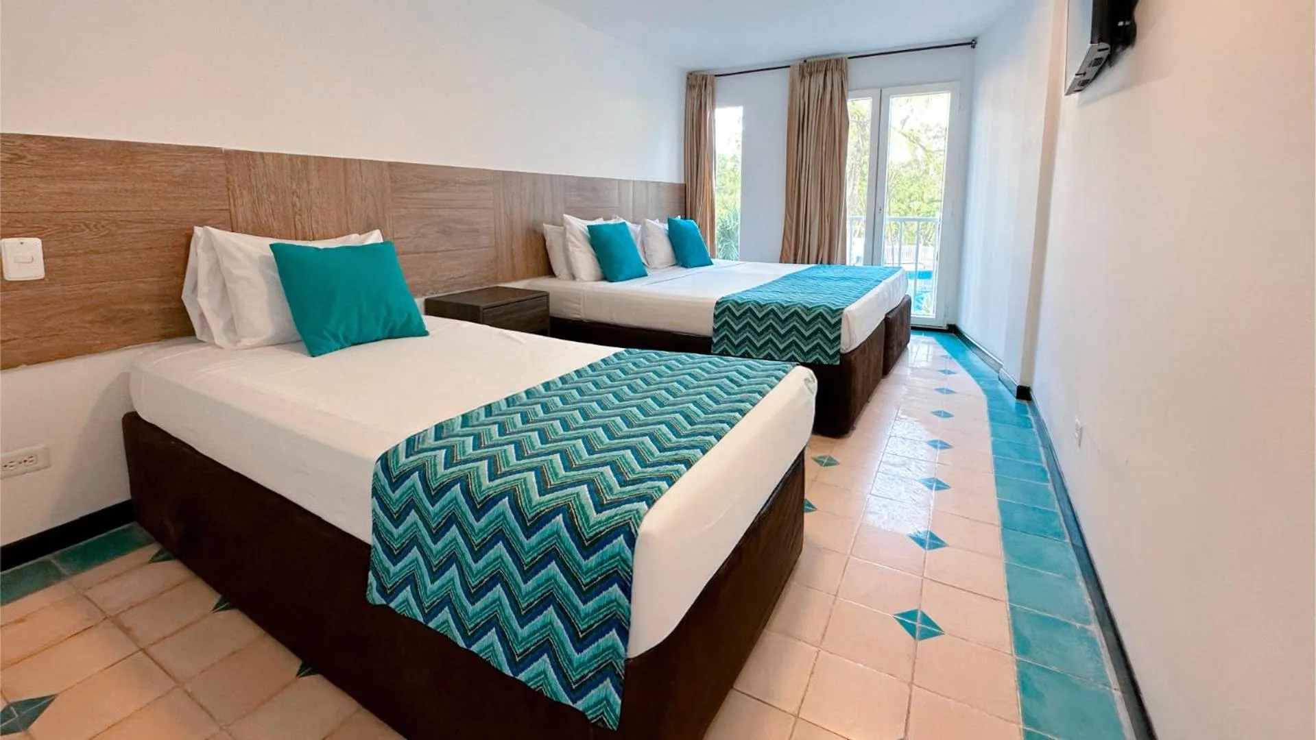 Photo of the whole room, Bed in Hotel Blue Cove by On vacation