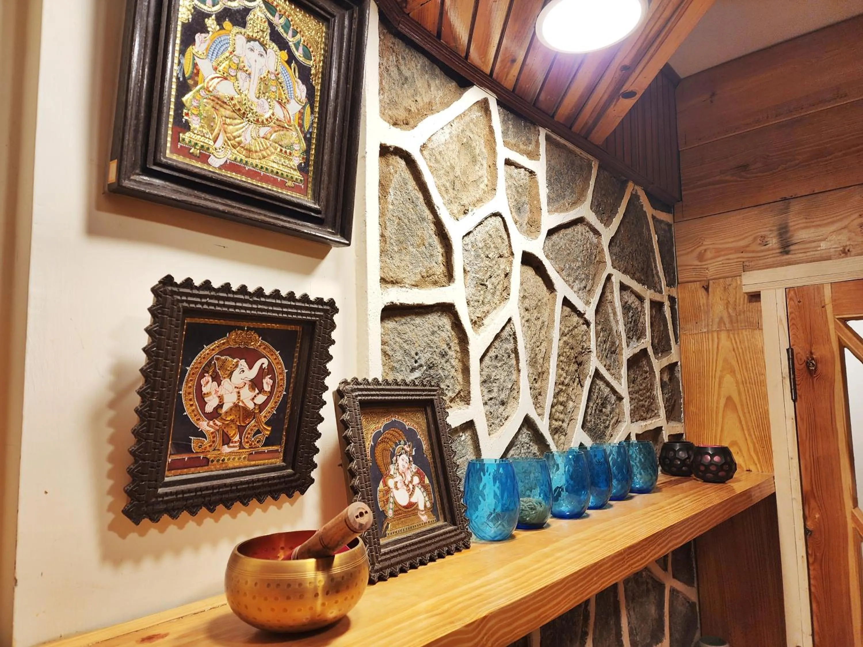 Hotel Pineview Shimla