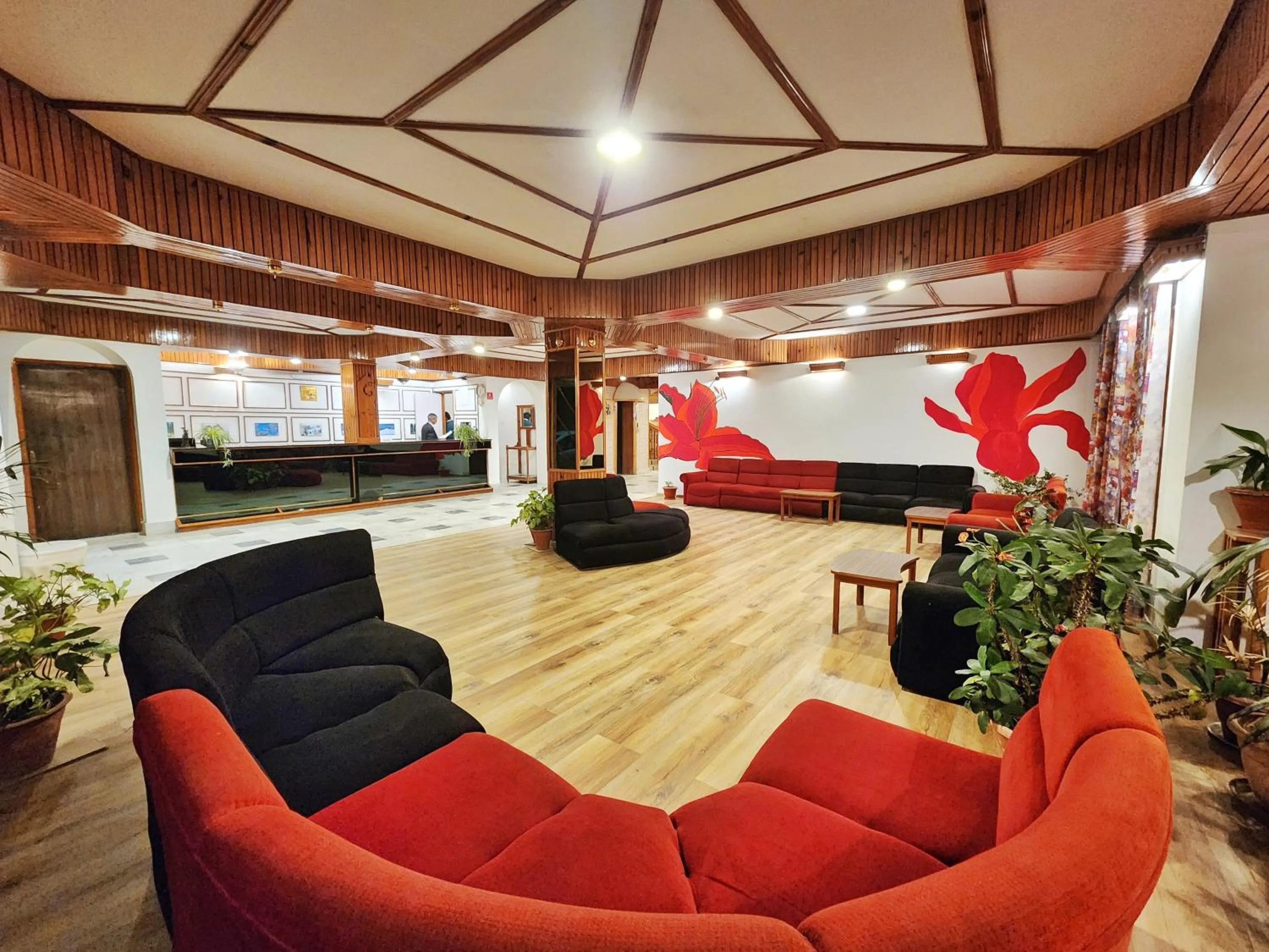 Hotel Pineview Shimla