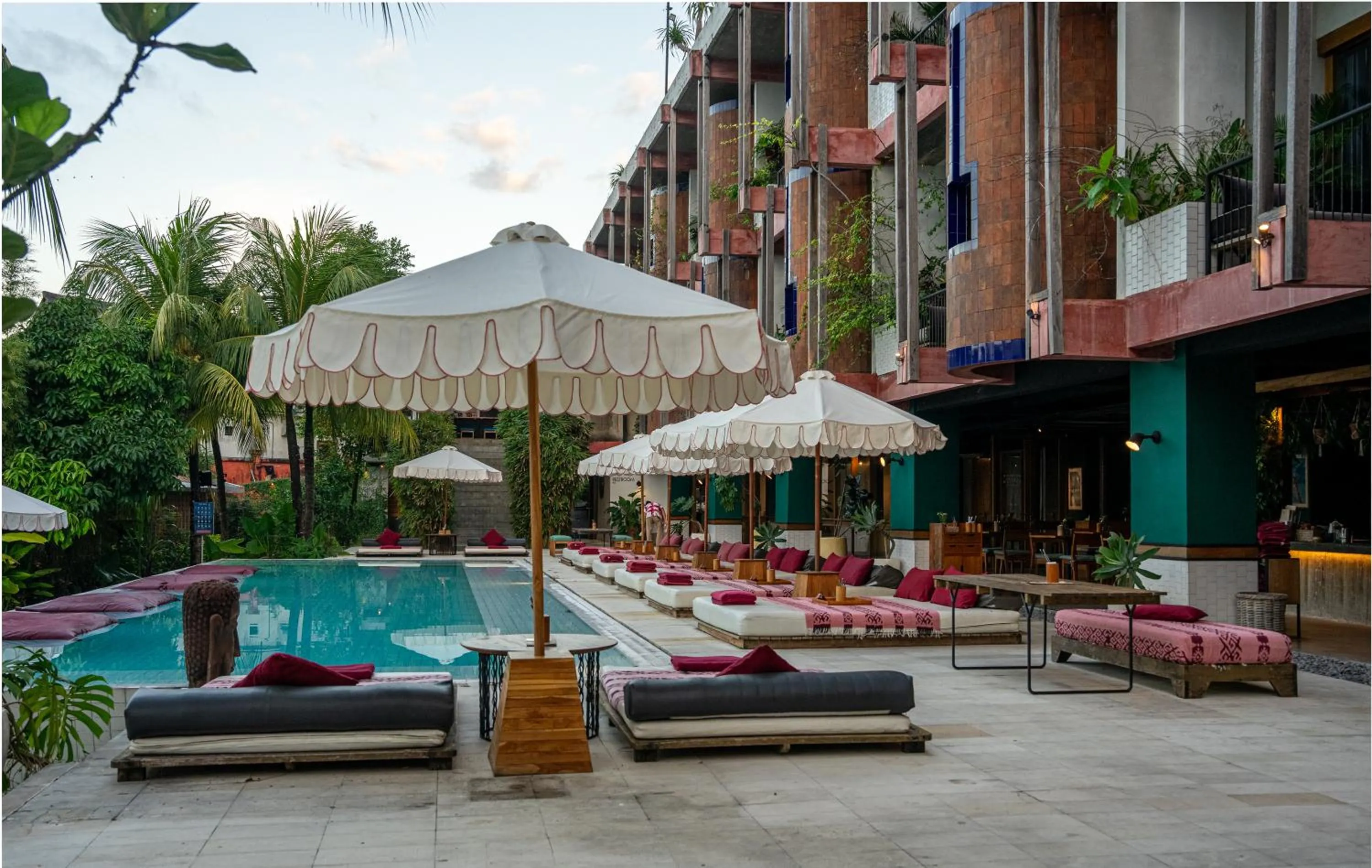 Restaurant/places to eat in Shore Amora Canggu