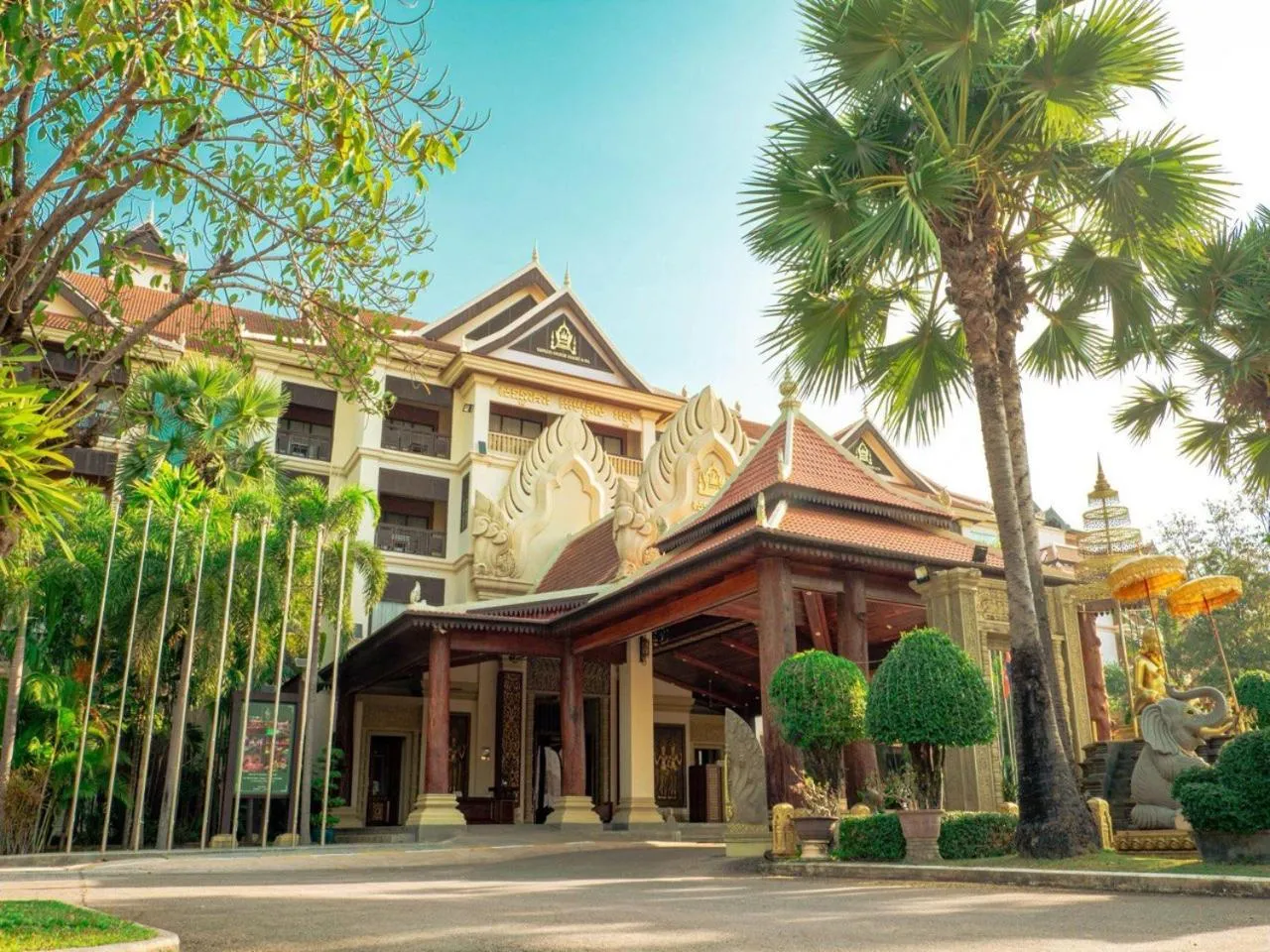 Property building in Empress Residence Resort and Spa