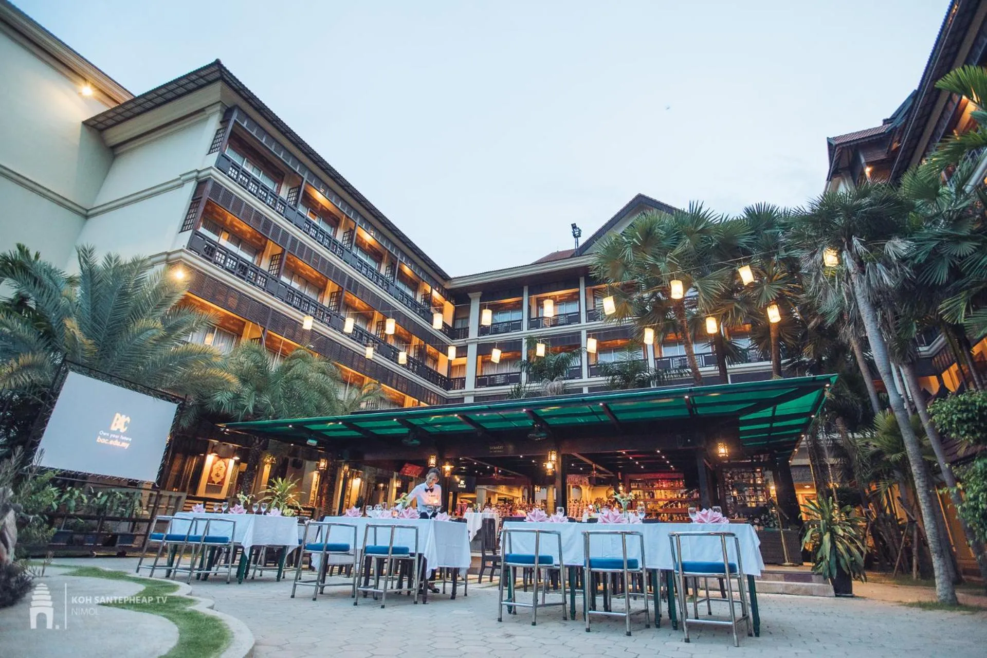 Property building in Empress Residence Resort and Spa