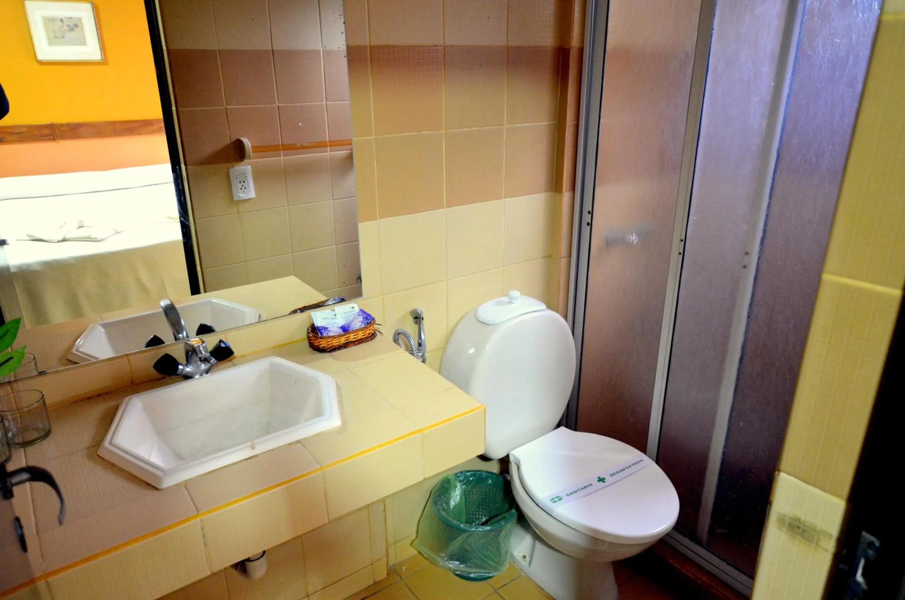Bathroom in Hostería Casa Blanca Iguazú