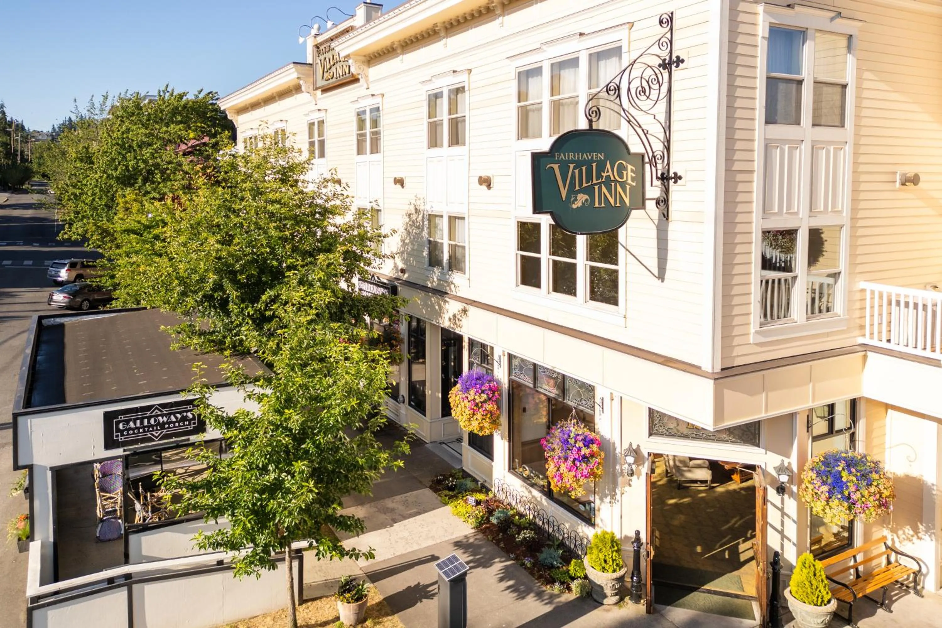 Fairhaven Village Inn