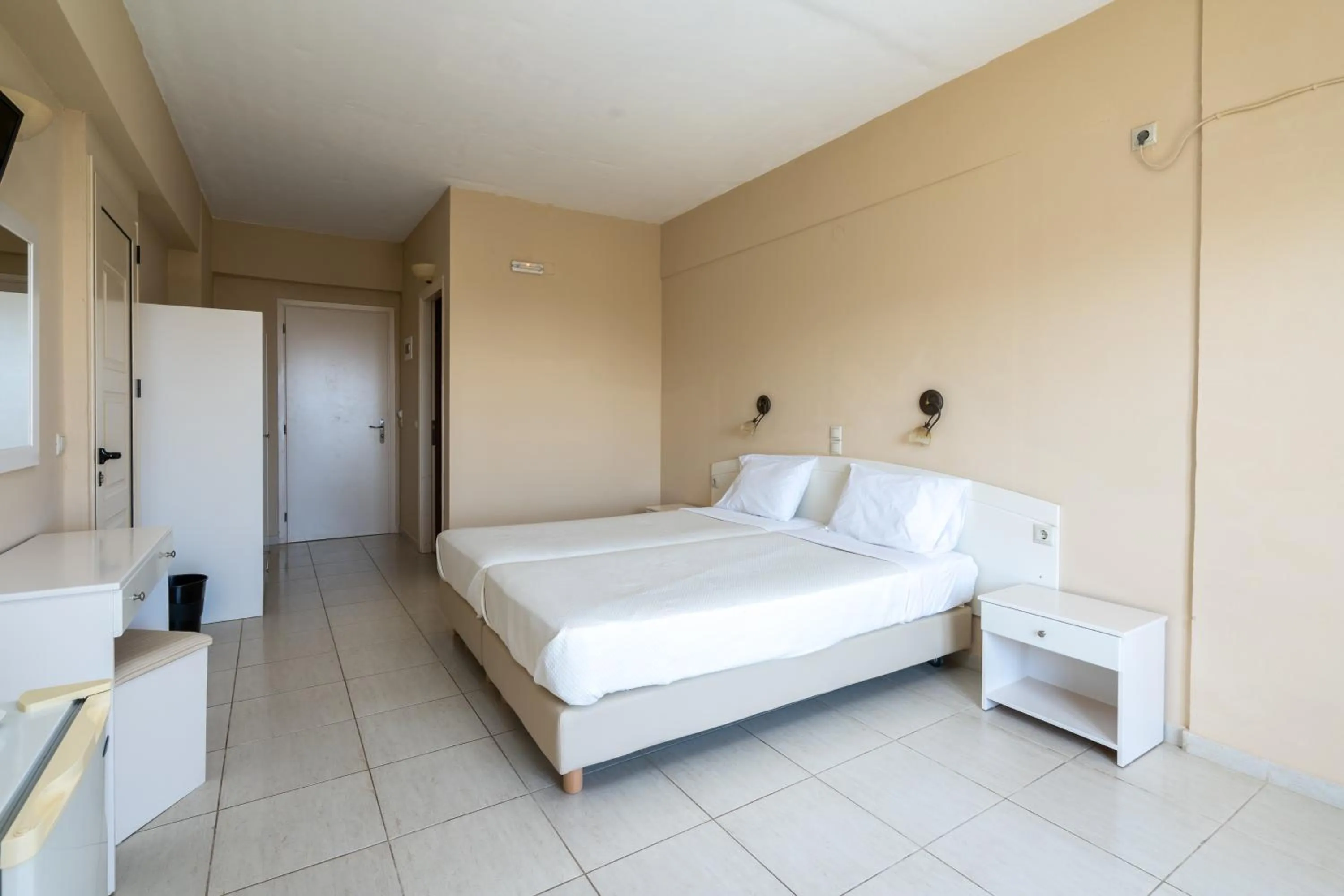 Bedroom, Bed in Paralos The Maxine Adults Only