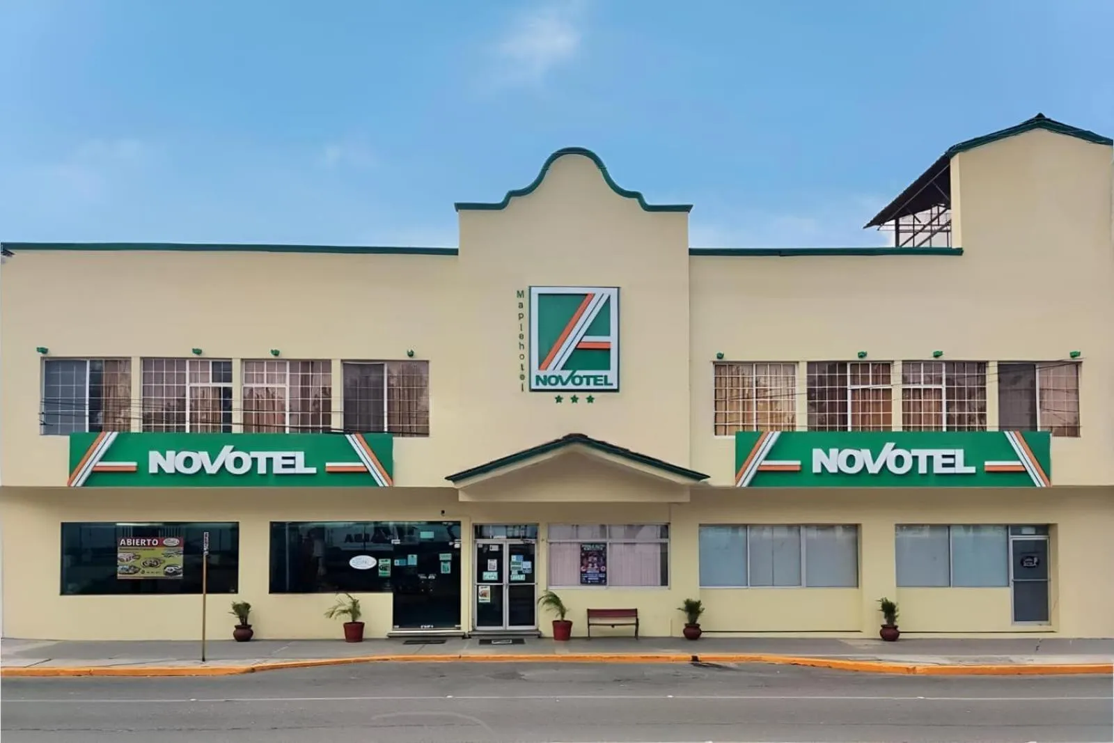 Property building in Novotel De Poza Rica