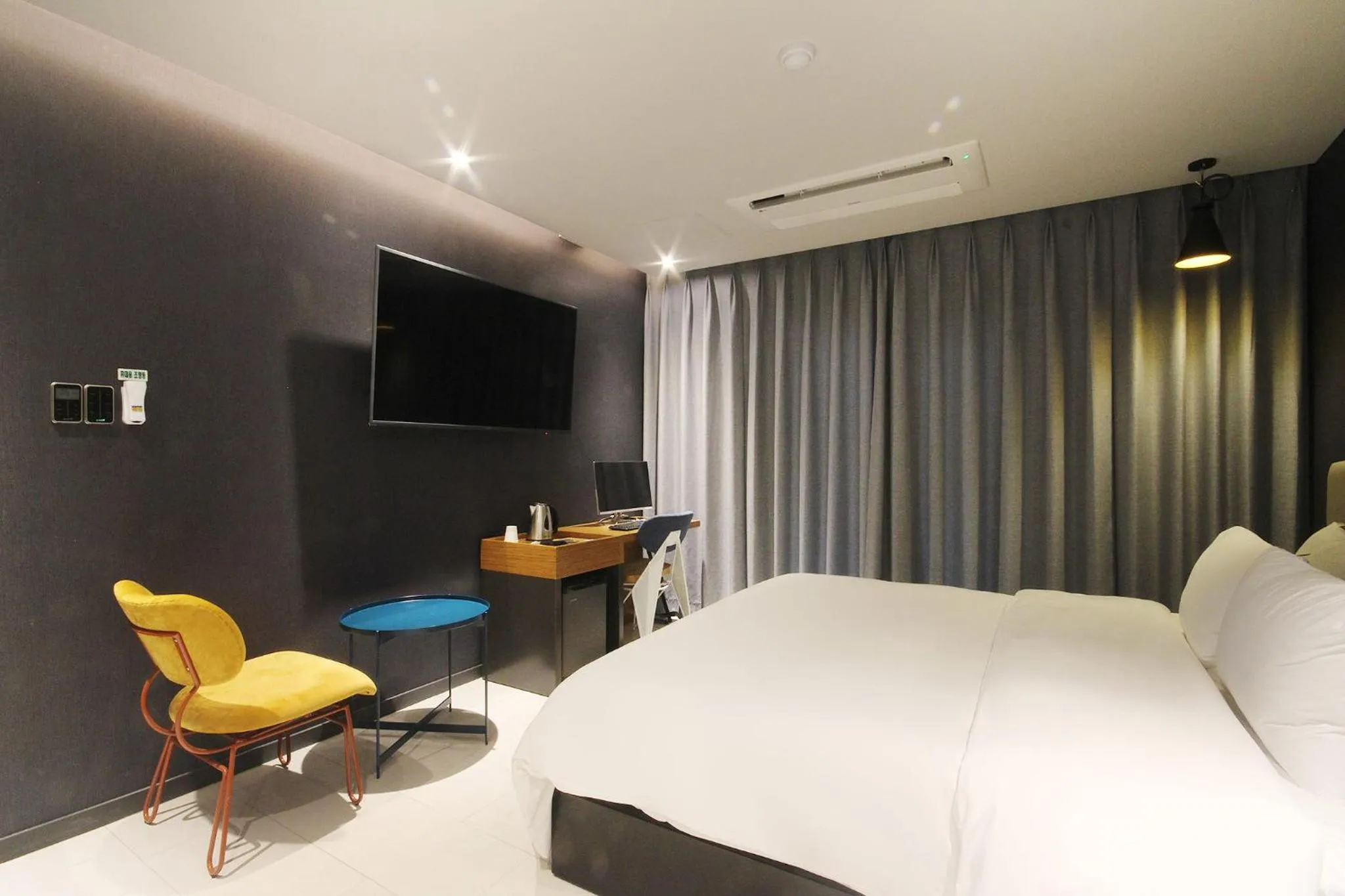 Bed in Brown Dot Hotel Seomyeon