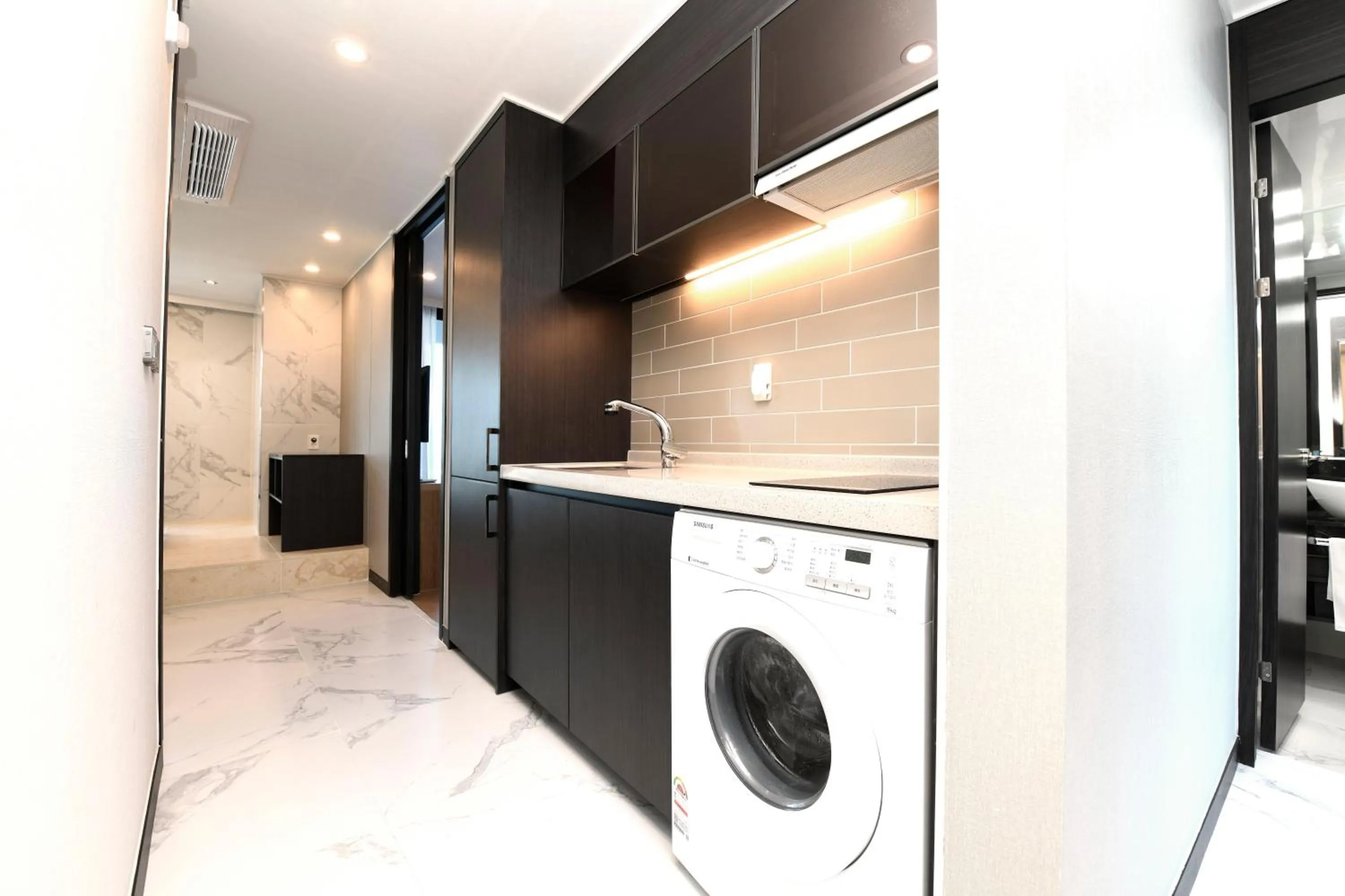 Kitchen or kitchenette in Utop Marina Hotel & Resort