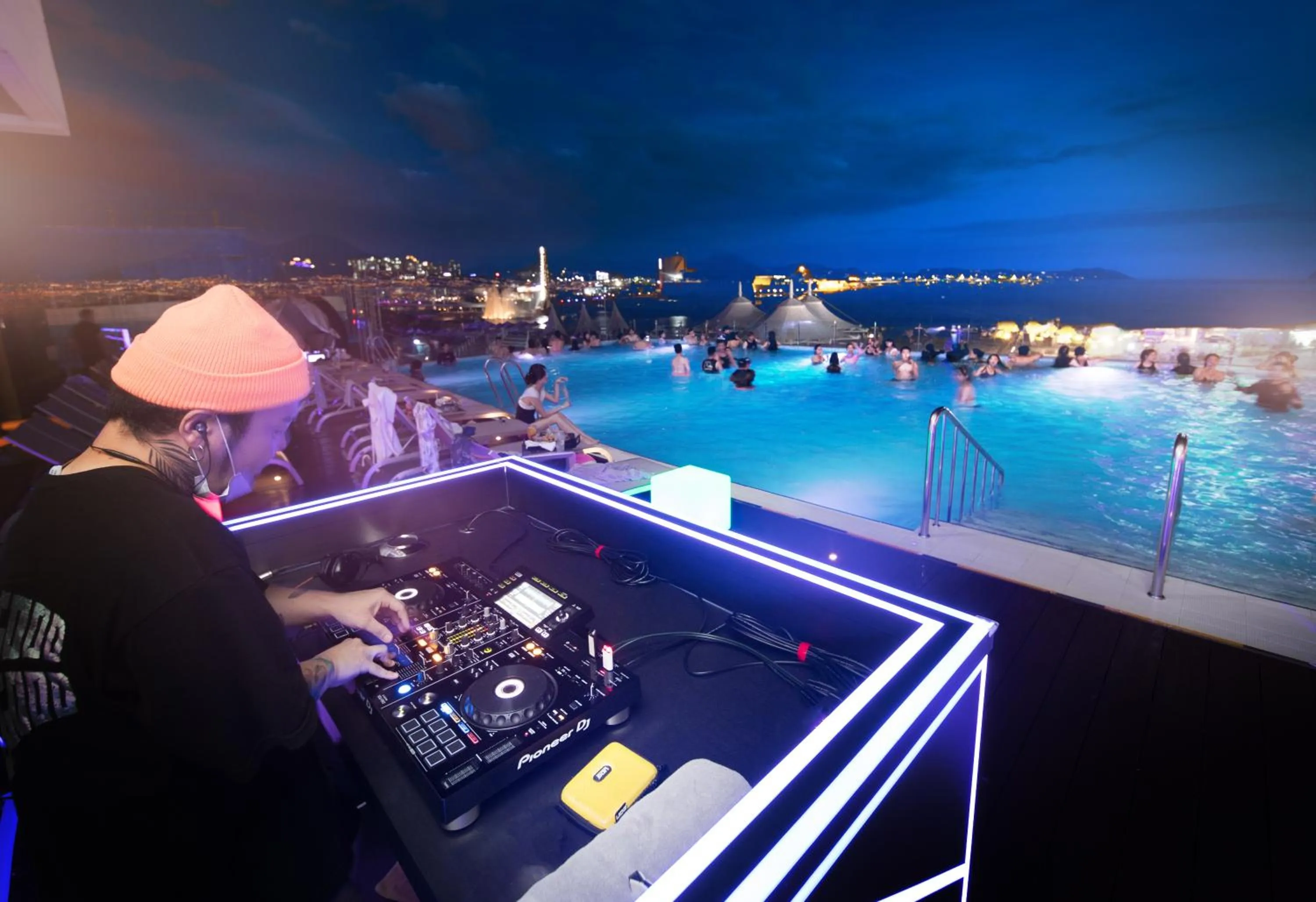 Swimming pool in Utop Marina Hotel & Resort