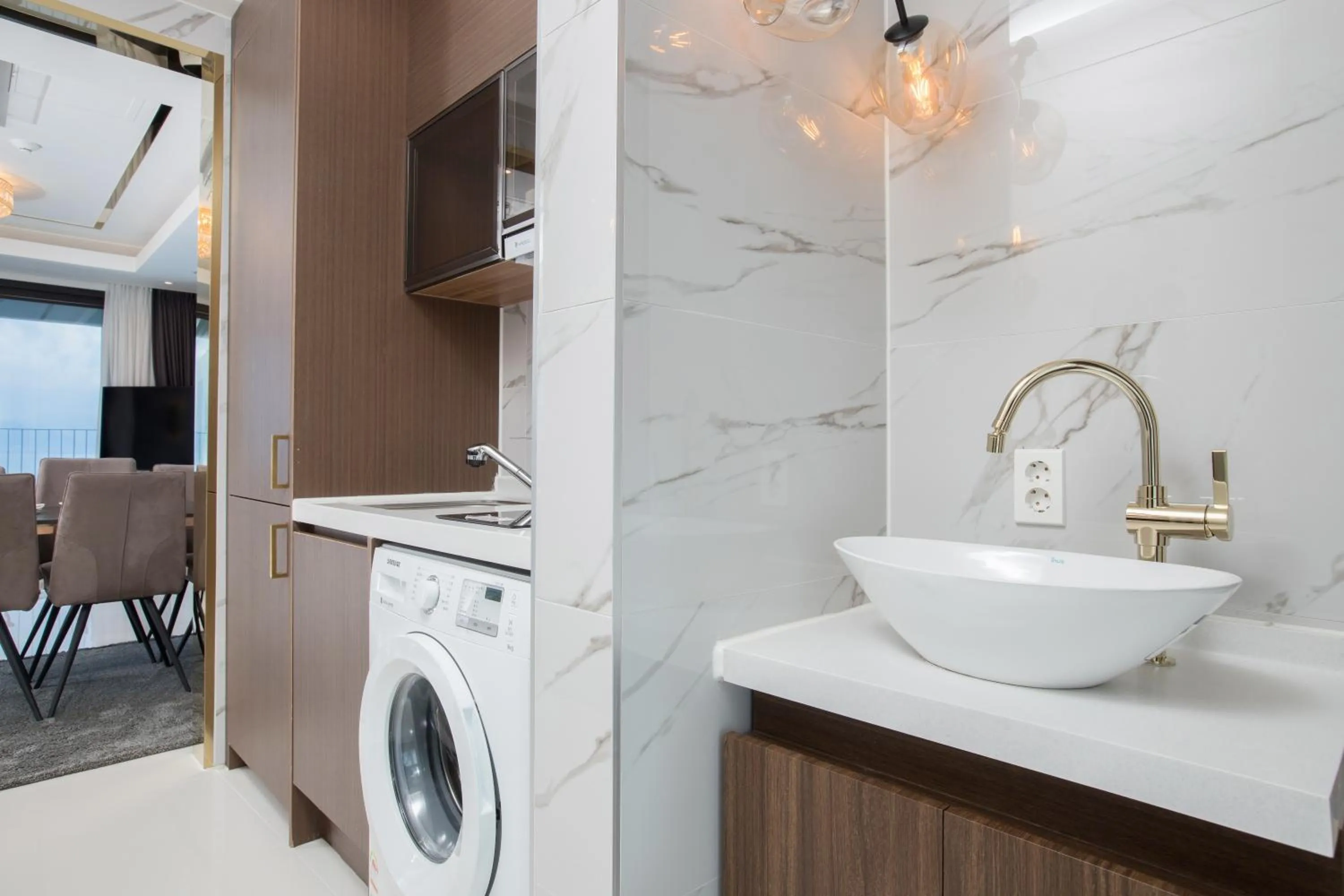 washing machine in Utop Marina Hotel & Resort