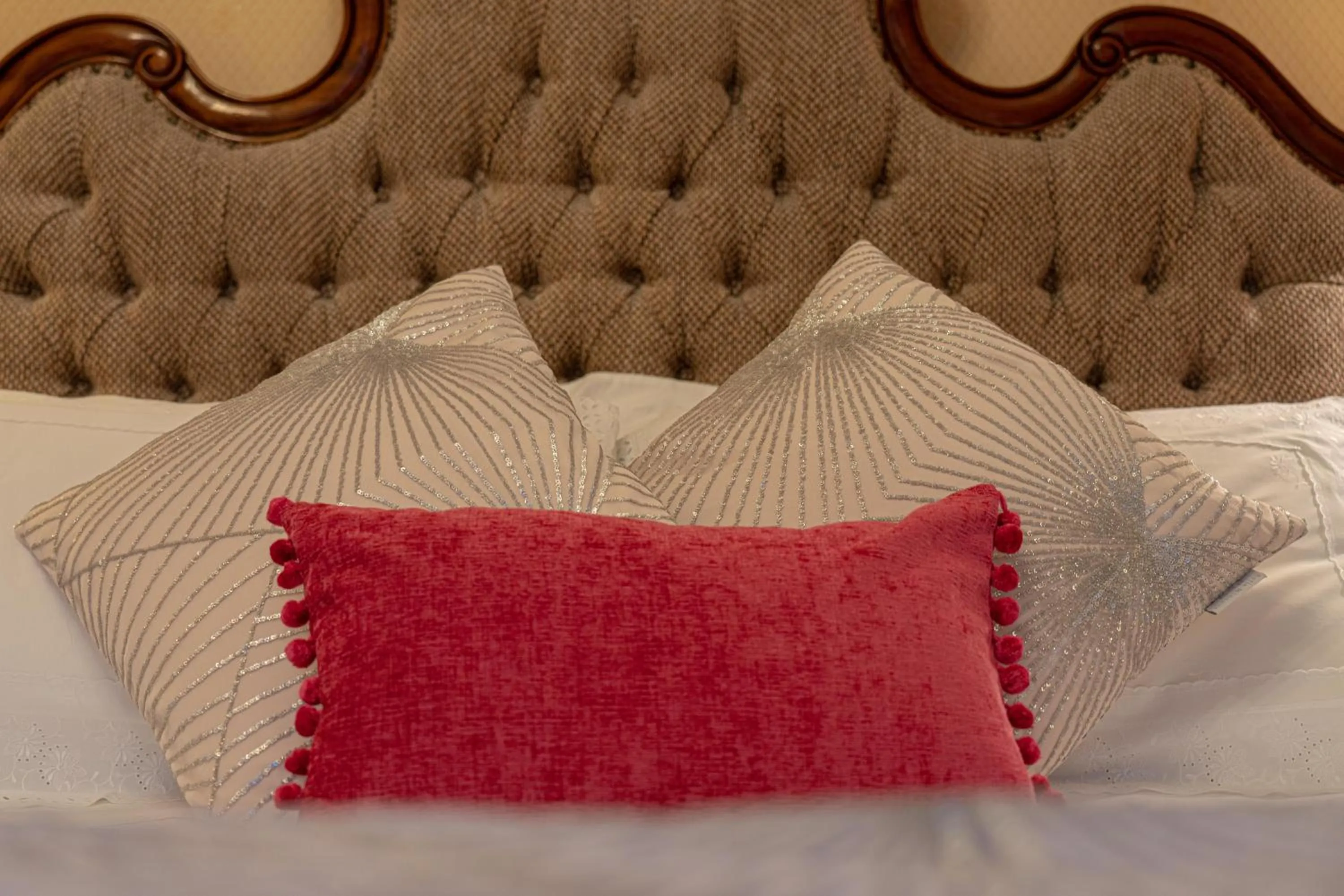 Bed in Ledgowan Lodge Hotel