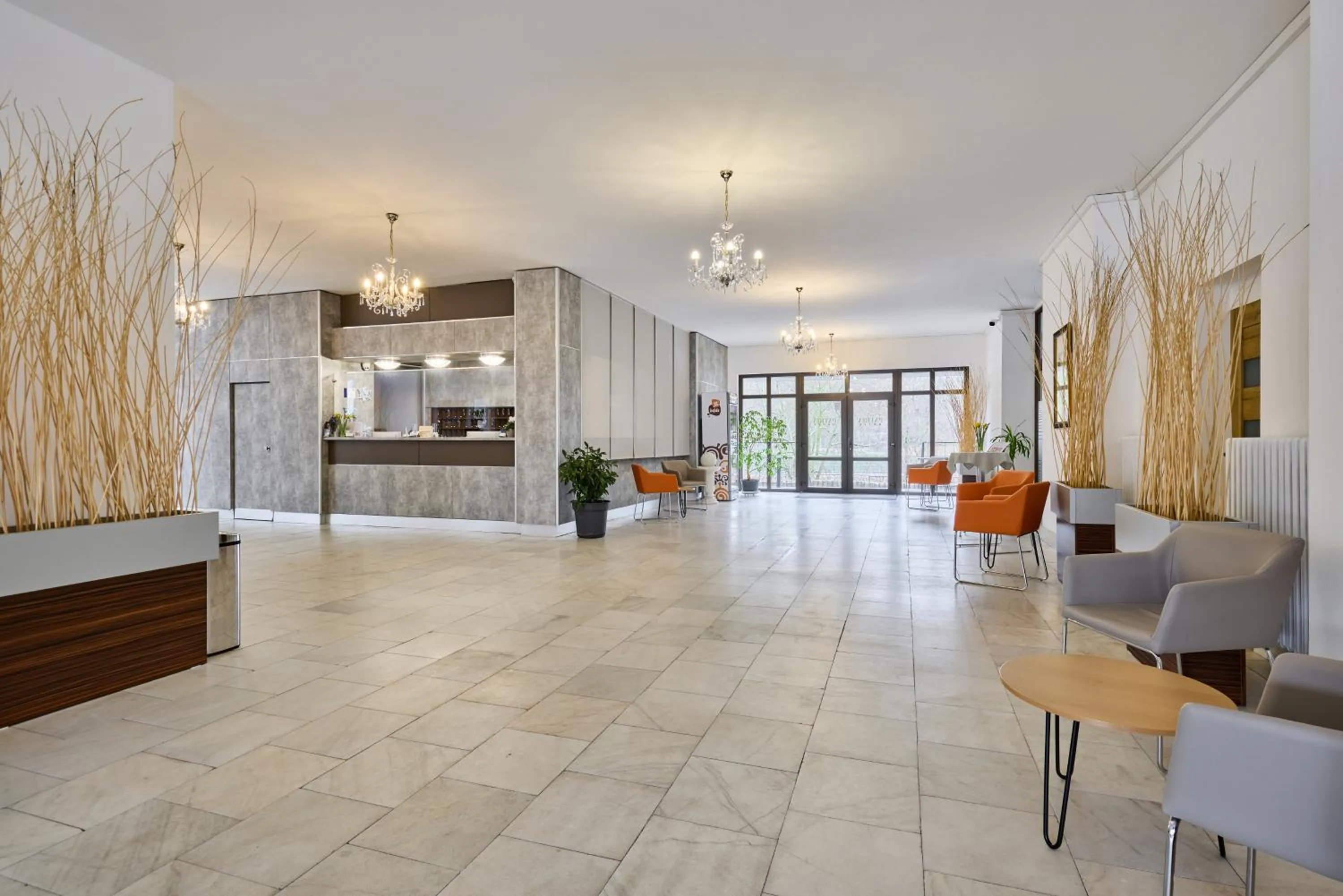 Lobby or reception in PATRIA HOTEL