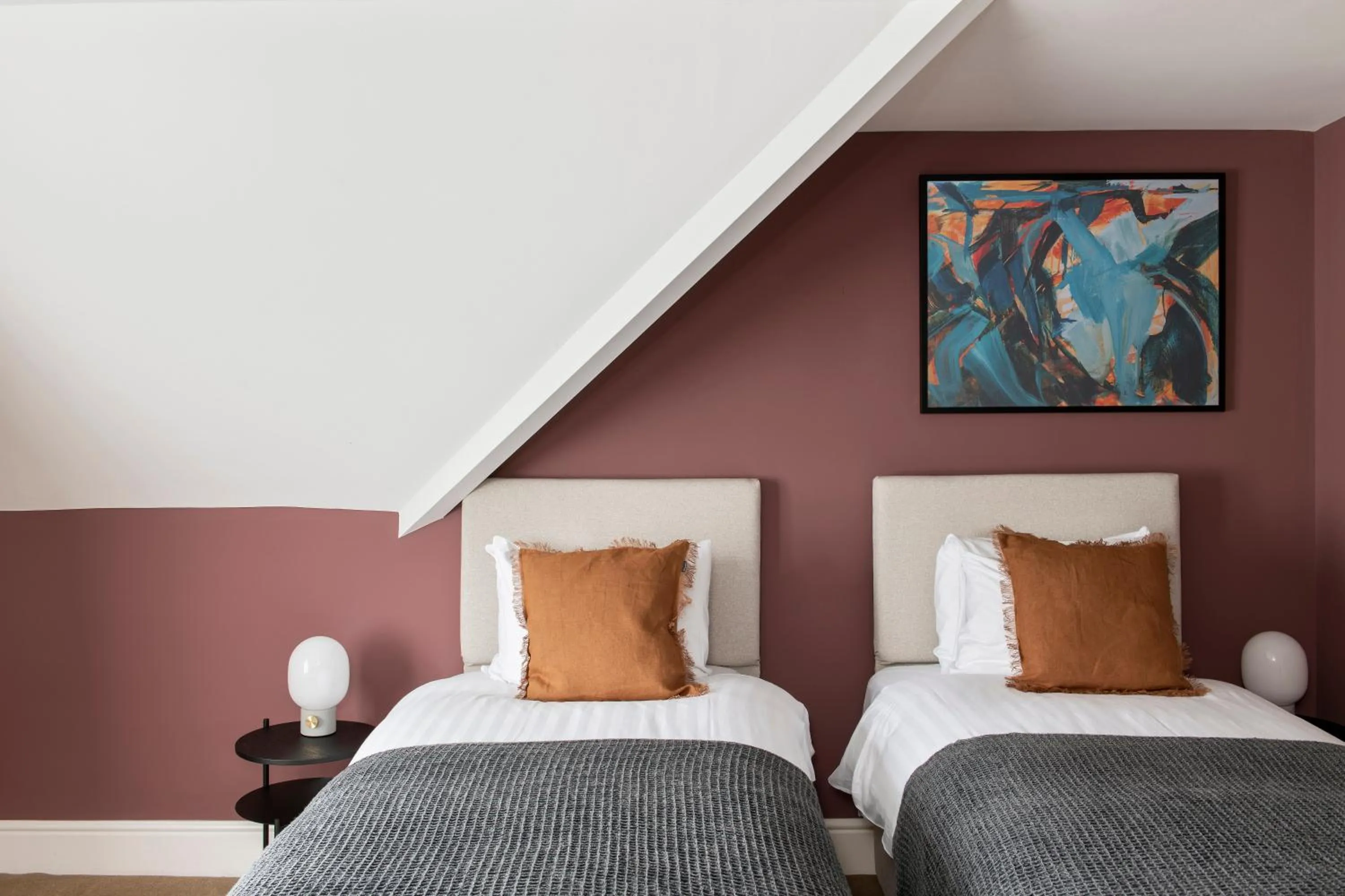 Bed in SACO Reading Castle Crescent