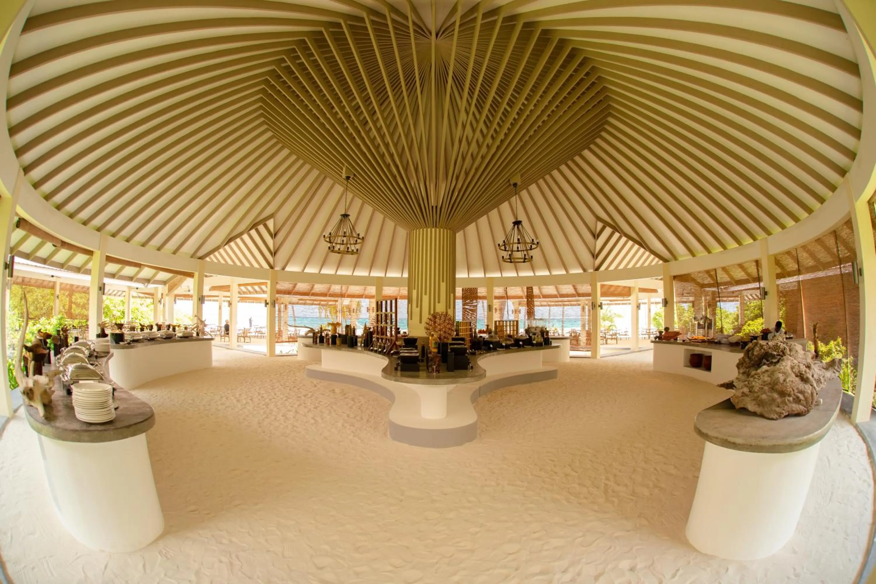Restaurant/places to eat in Hondaafushi Island Resort