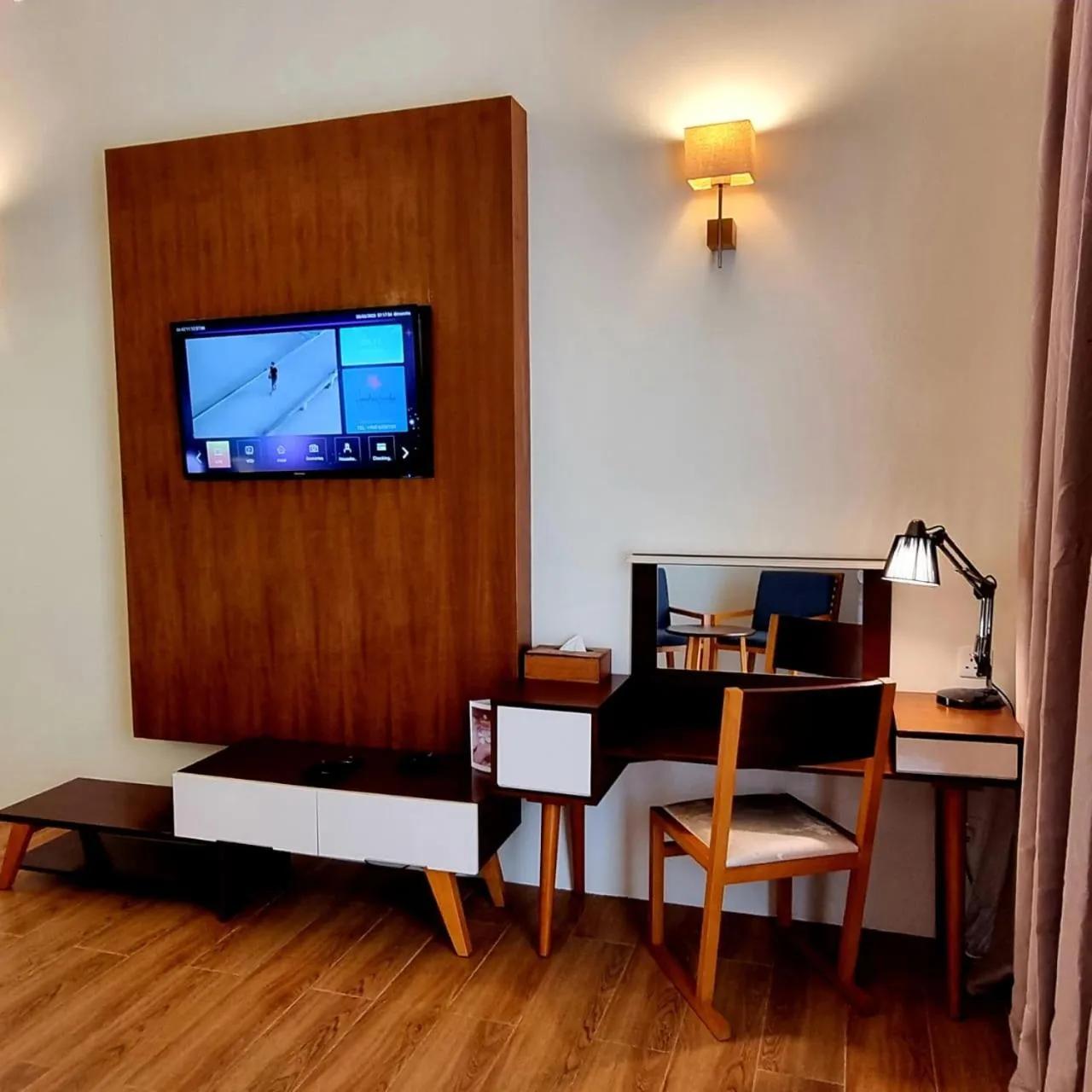 TV and multimedia in Hondaafushi Island Resort