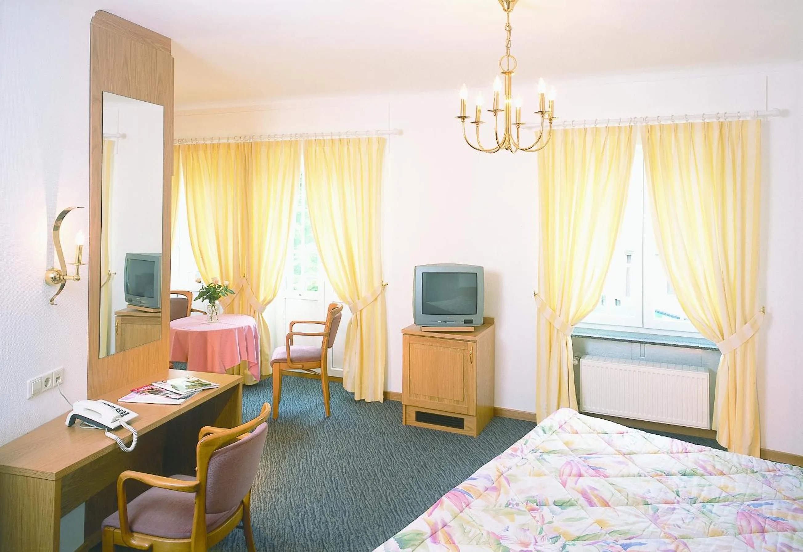 Photo of the whole room, Bed in Hotel Kinnen