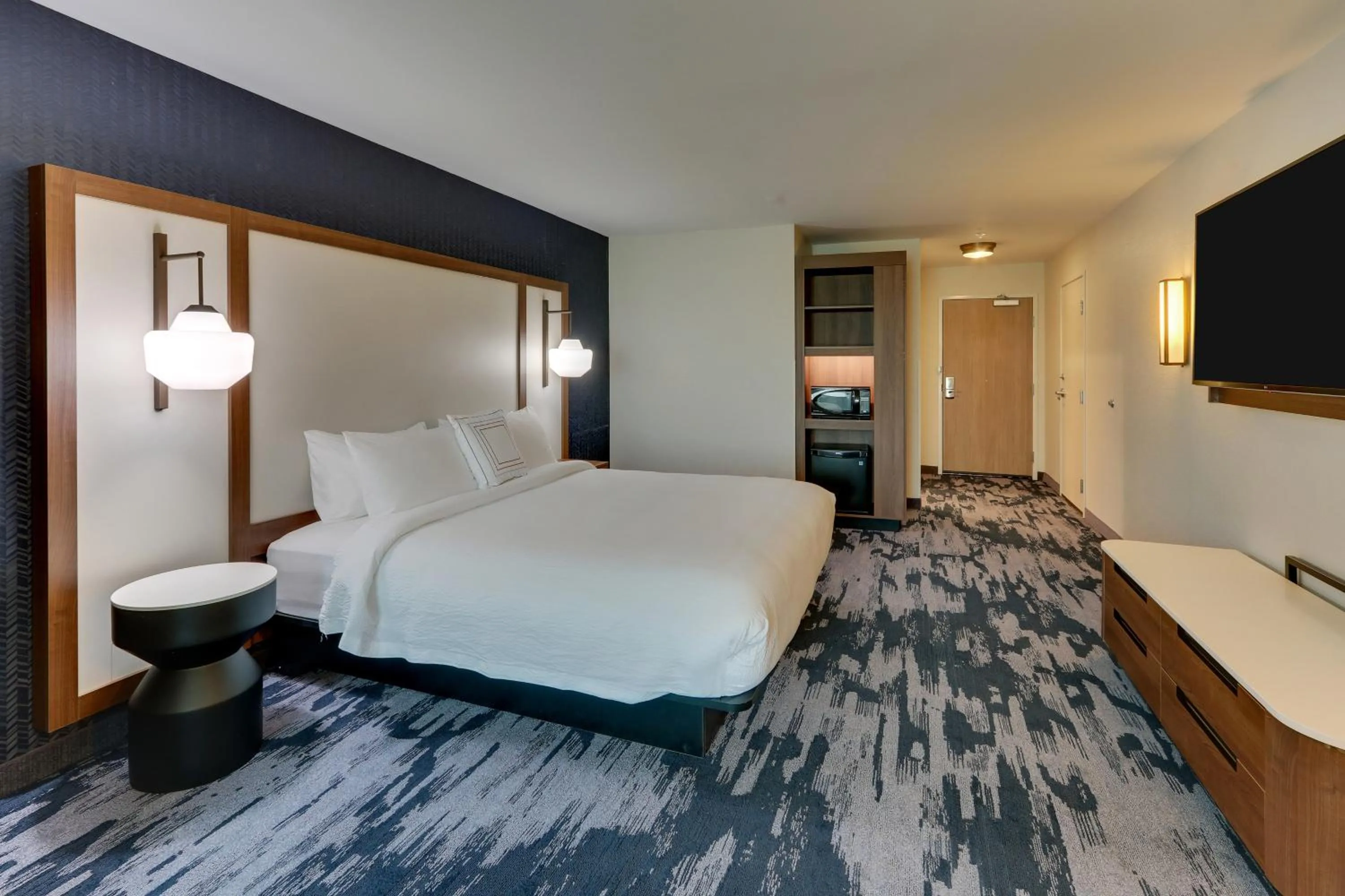 Bedroom, Bed in Fairfield Inn & Suites by Marriott Birmingham Downtown