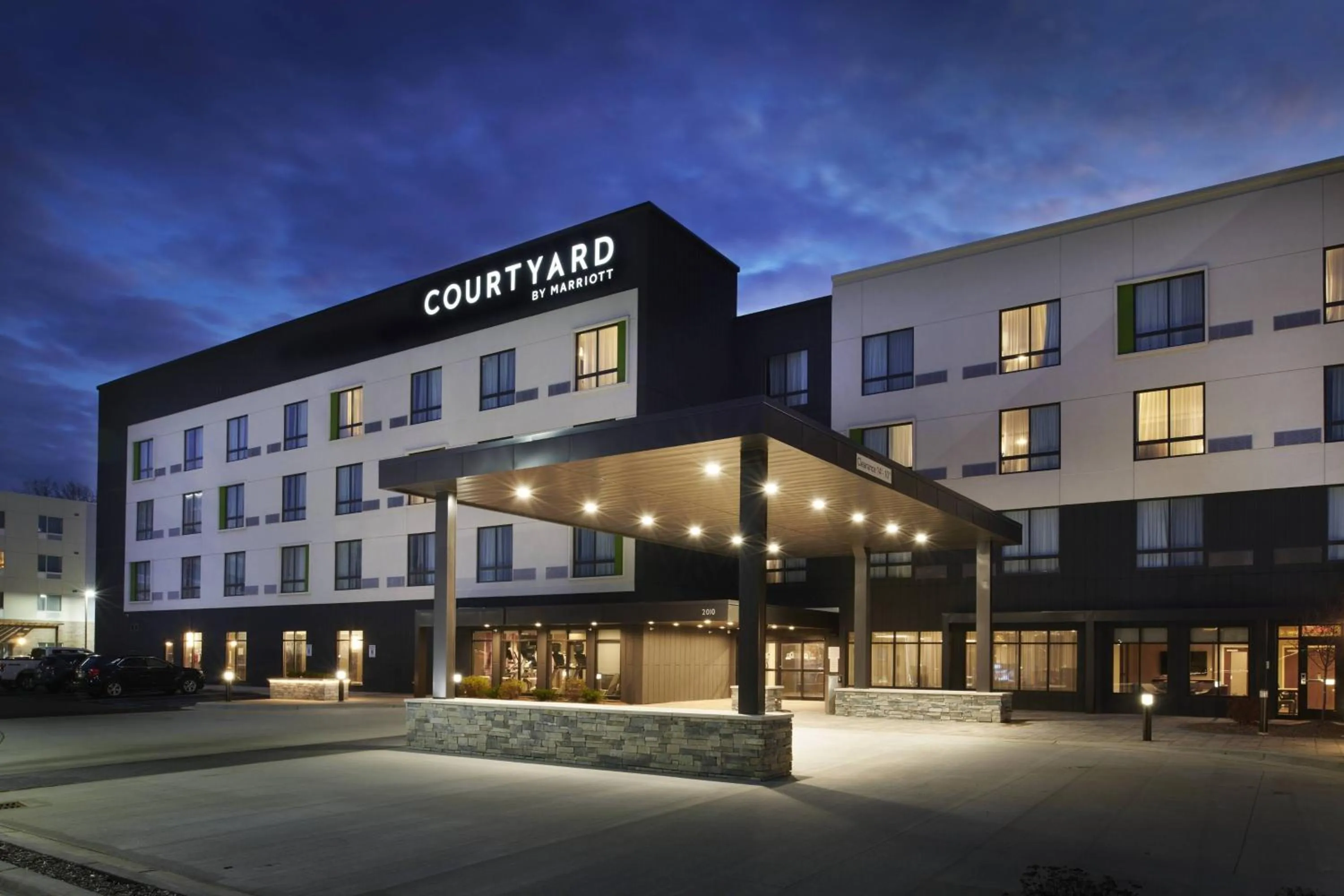 Property building in Courtyard by Marriott Jackson