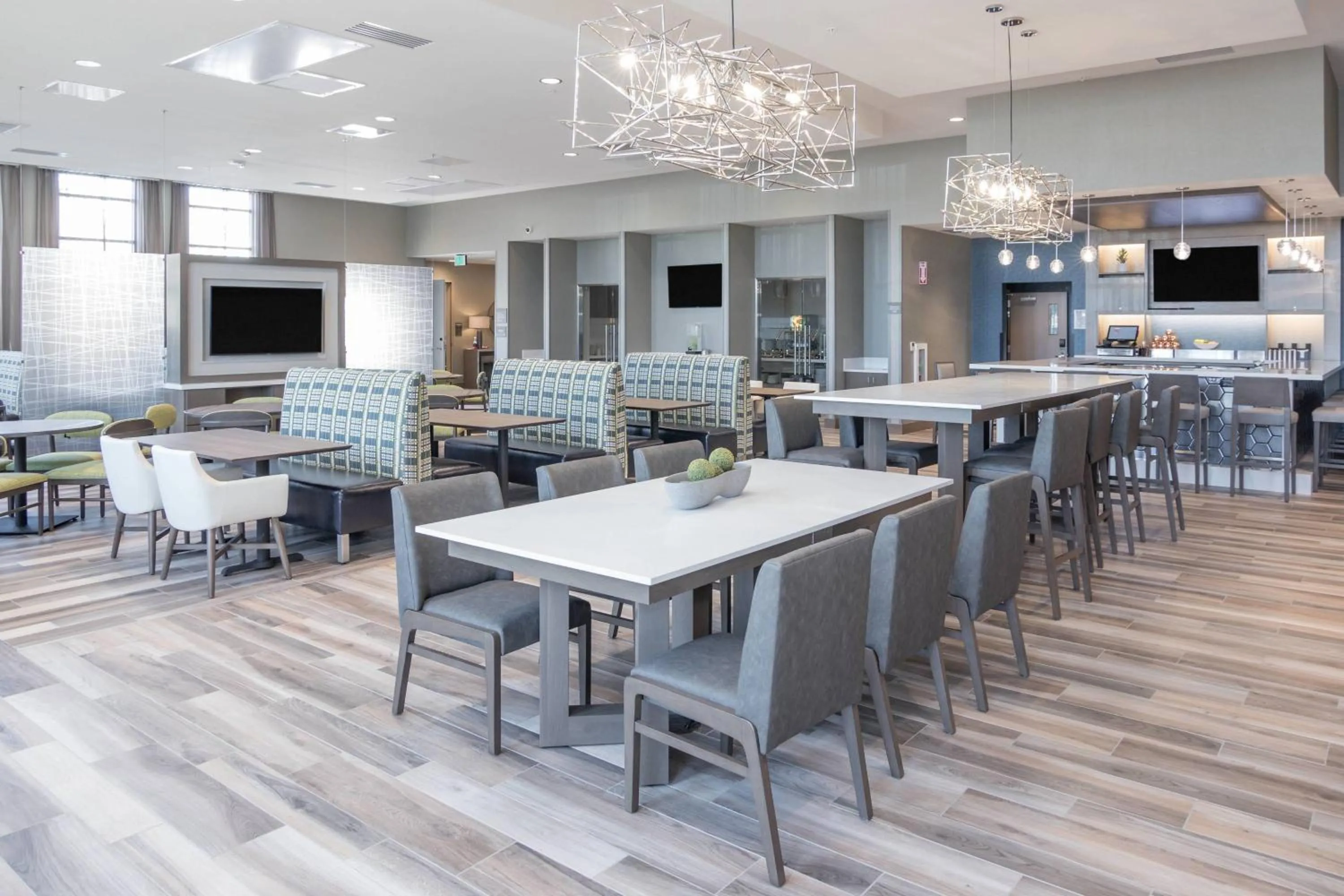 Restaurant/places to eat in Residence Inn by Marriott San Jose North/Silicon Valley