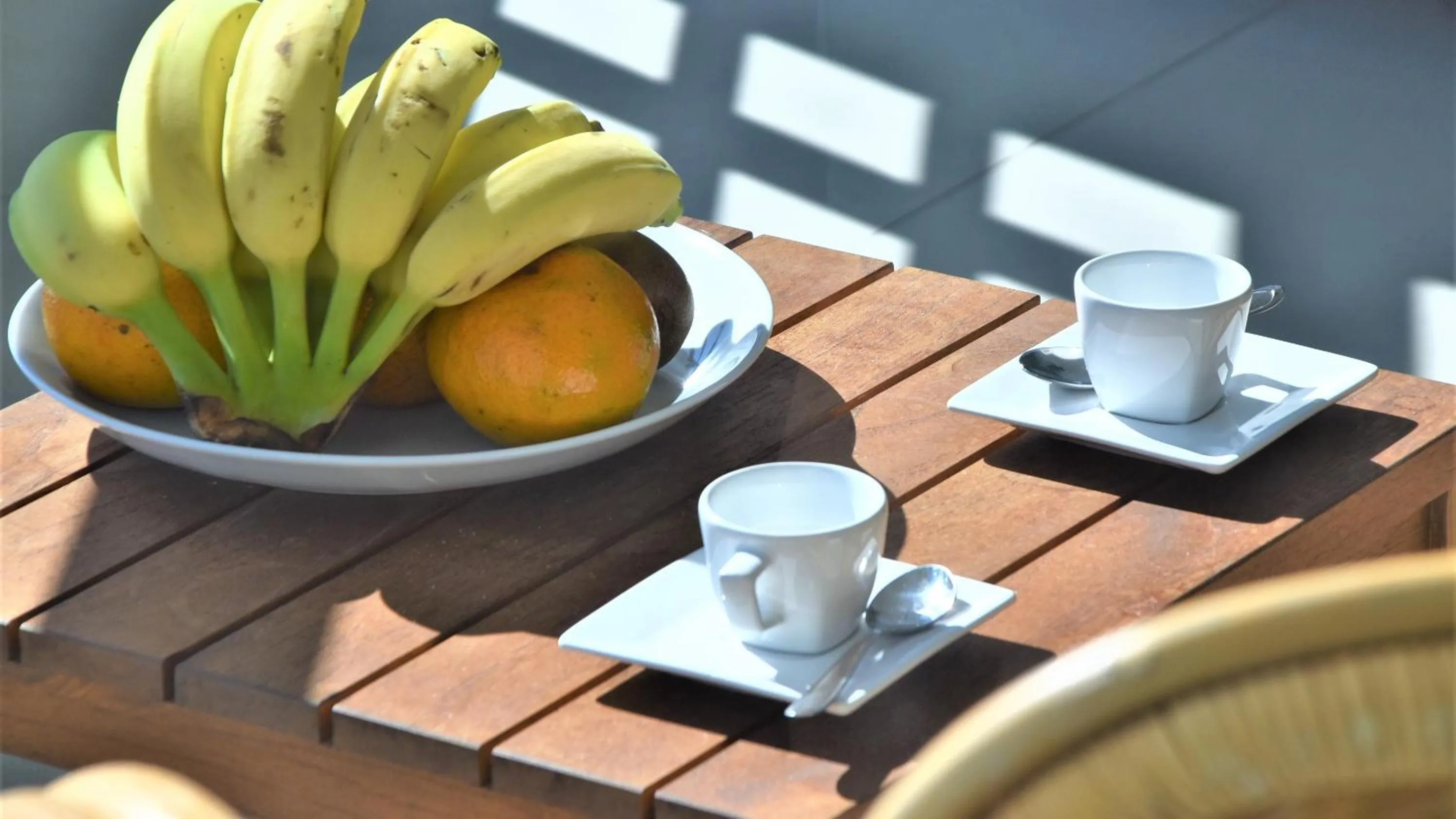 Patio in Seaflats Iate Plaza Hotel