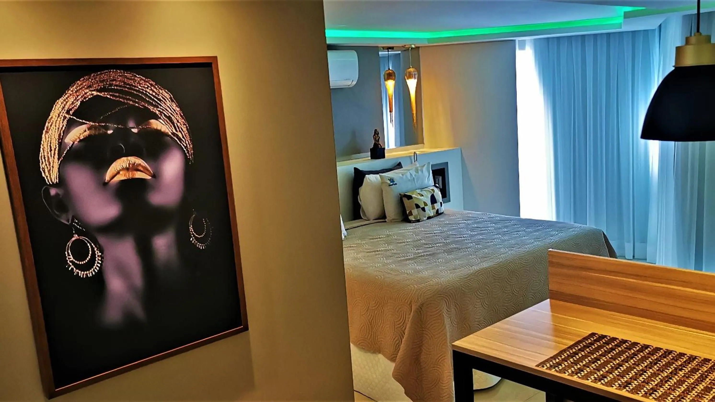 Decorative detail in Seaflats Iate Plaza Hotel