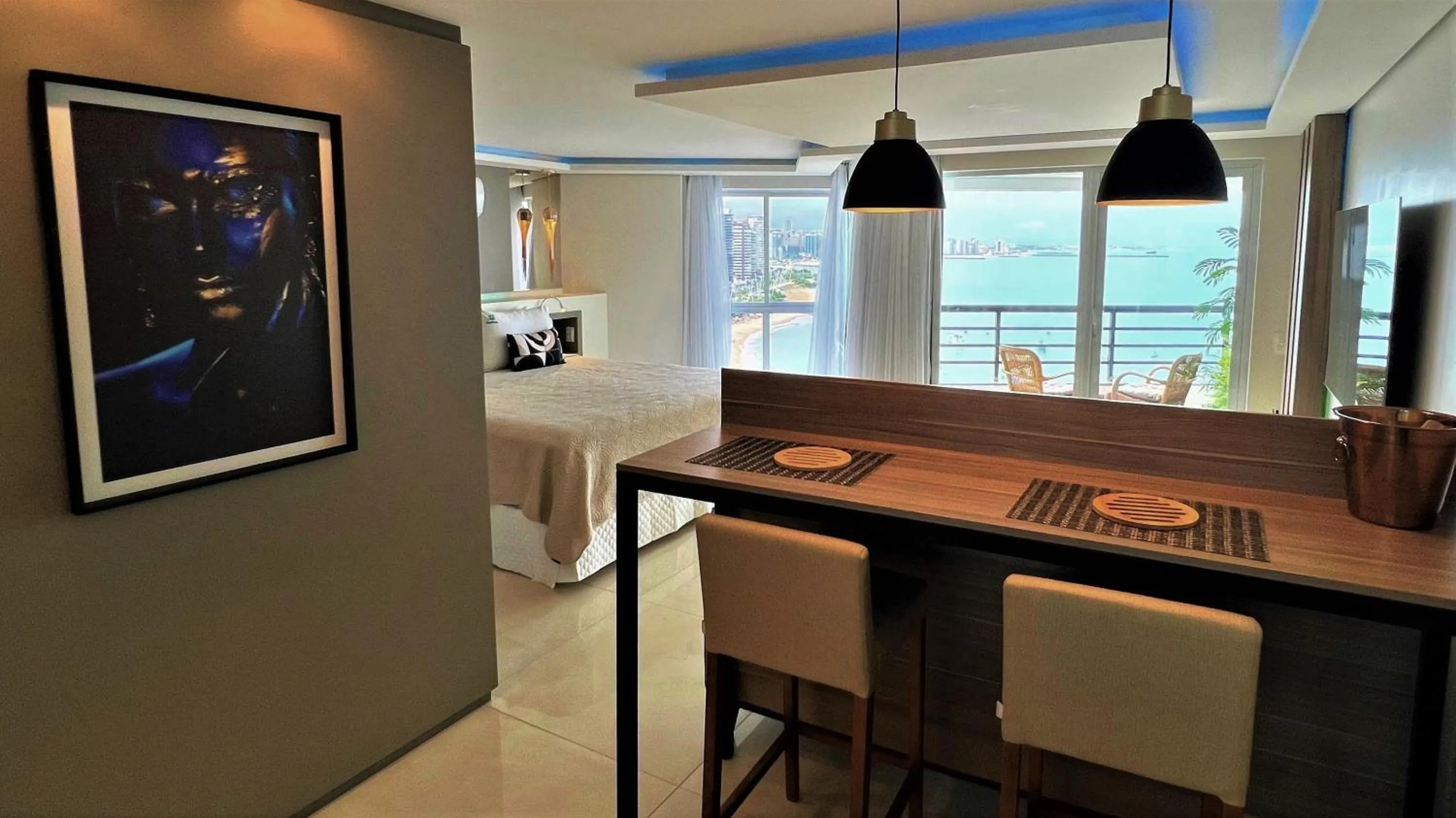 Dining area in Seaflats Iate Plaza Hotel