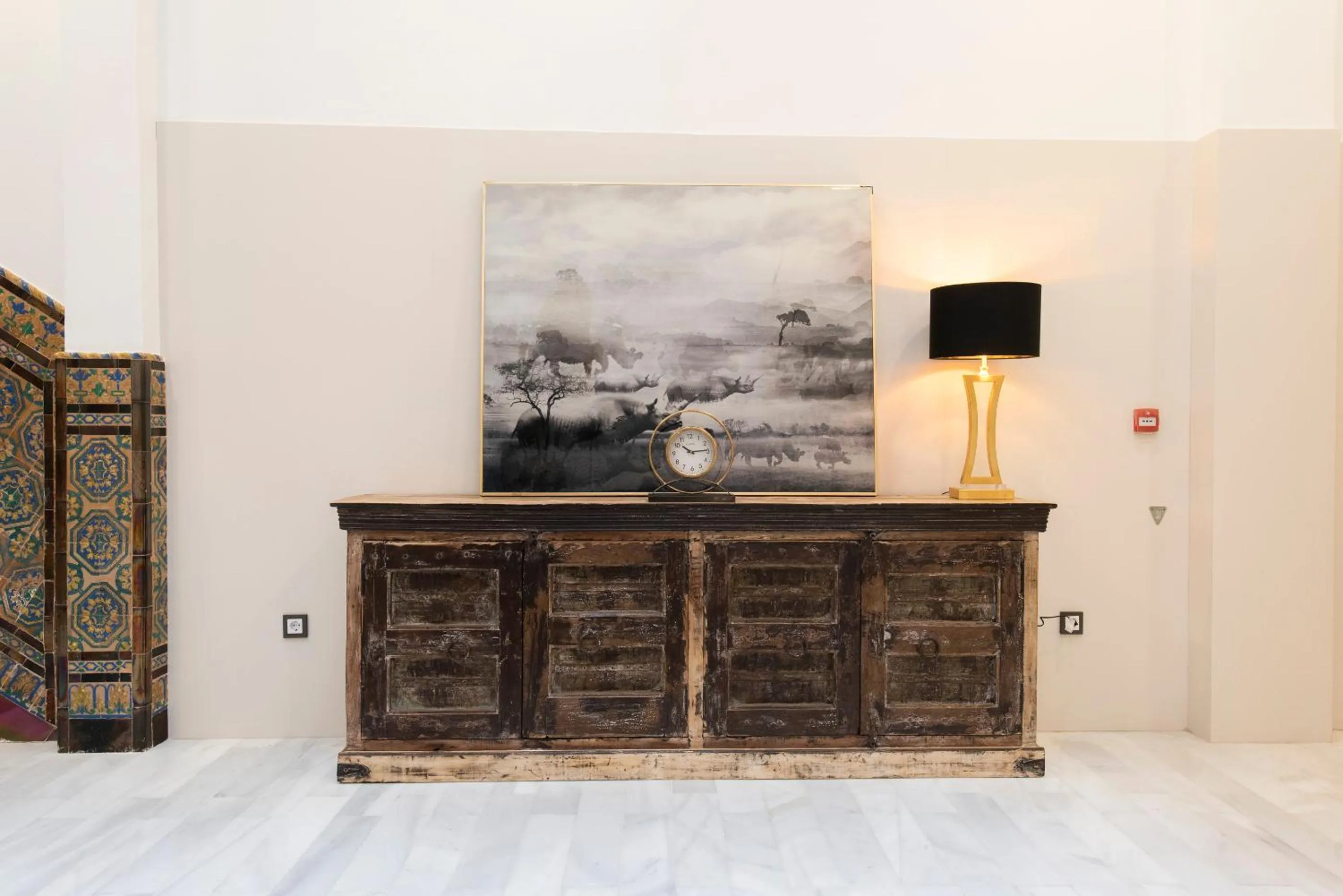 Lobby or reception in Casa Sevilla 1920 Suites by Época