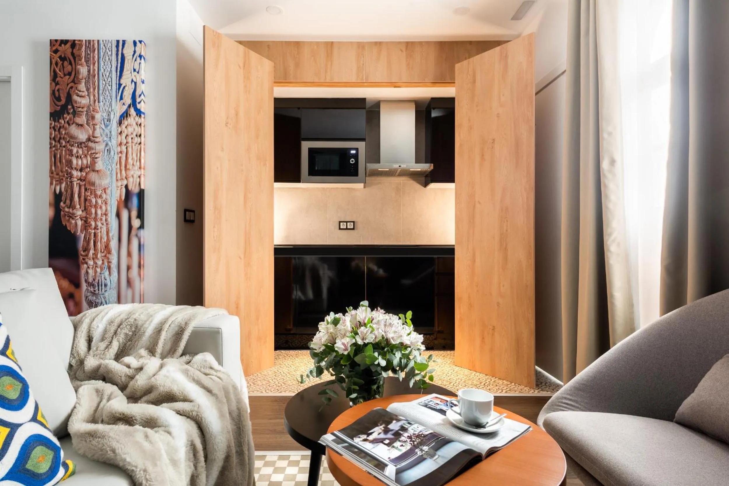 Kitchen or kitchenette in Casa Sevilla 1920 Suites by Época